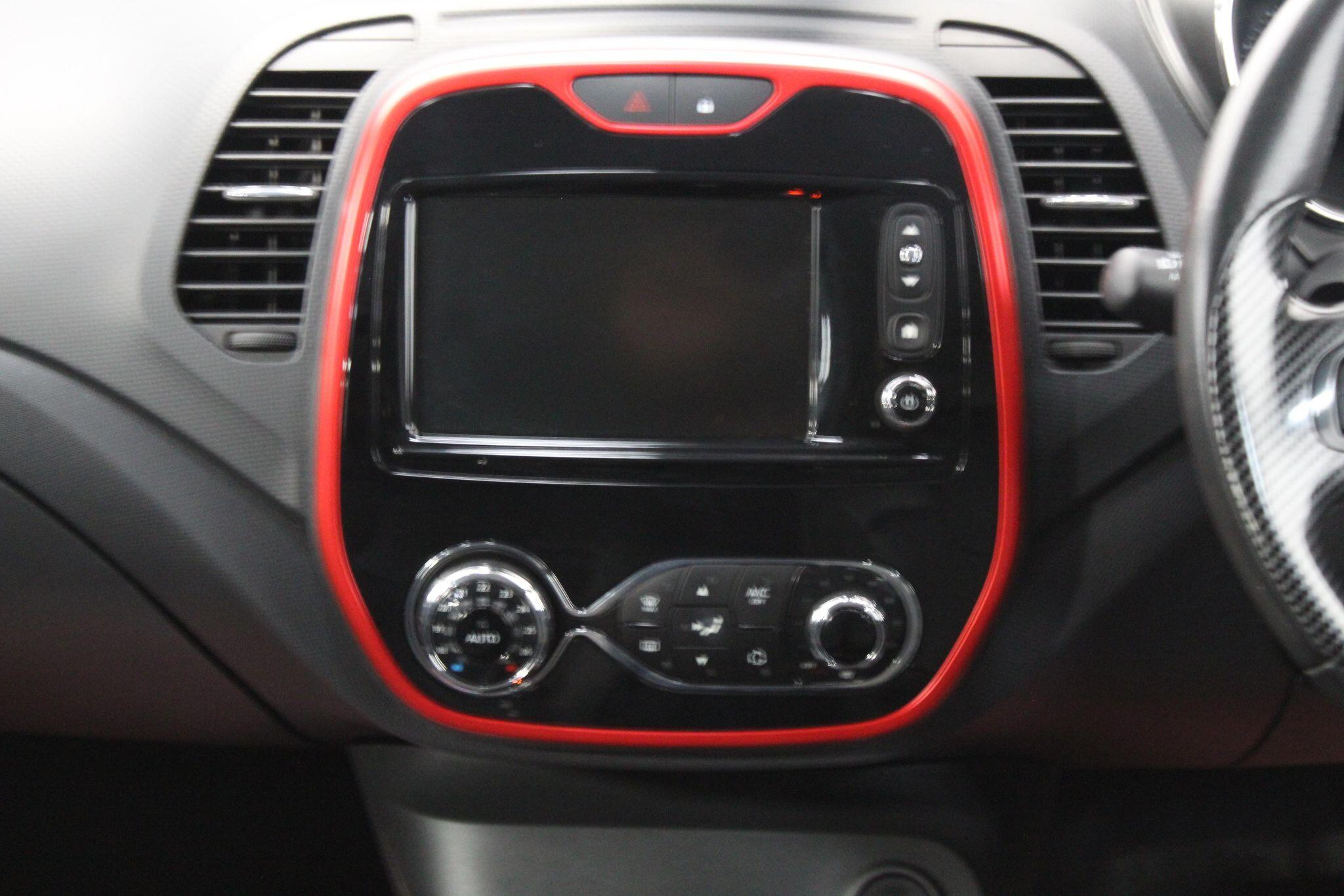 Renault Captur view 32