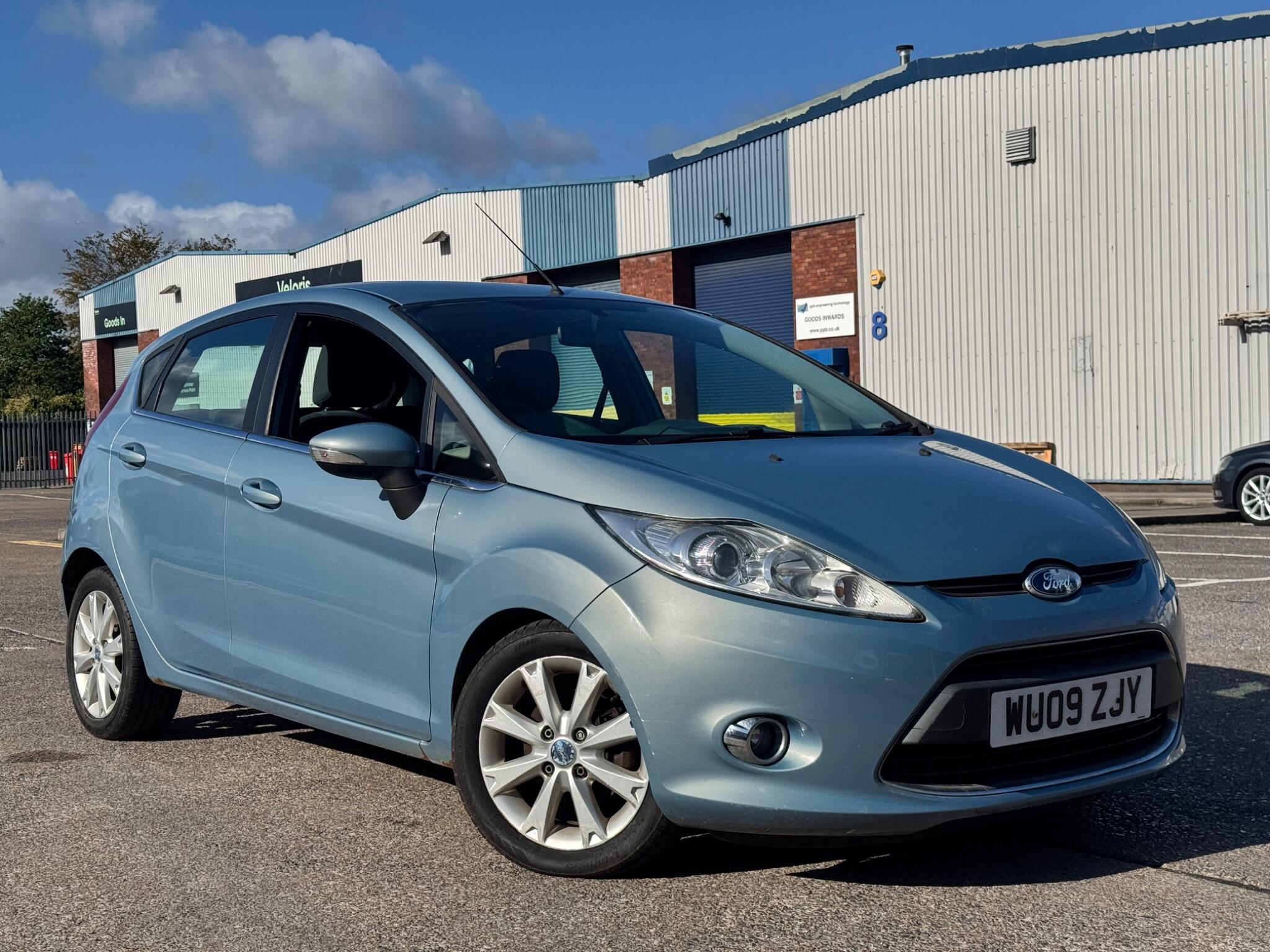 Ford Fiesta view 5