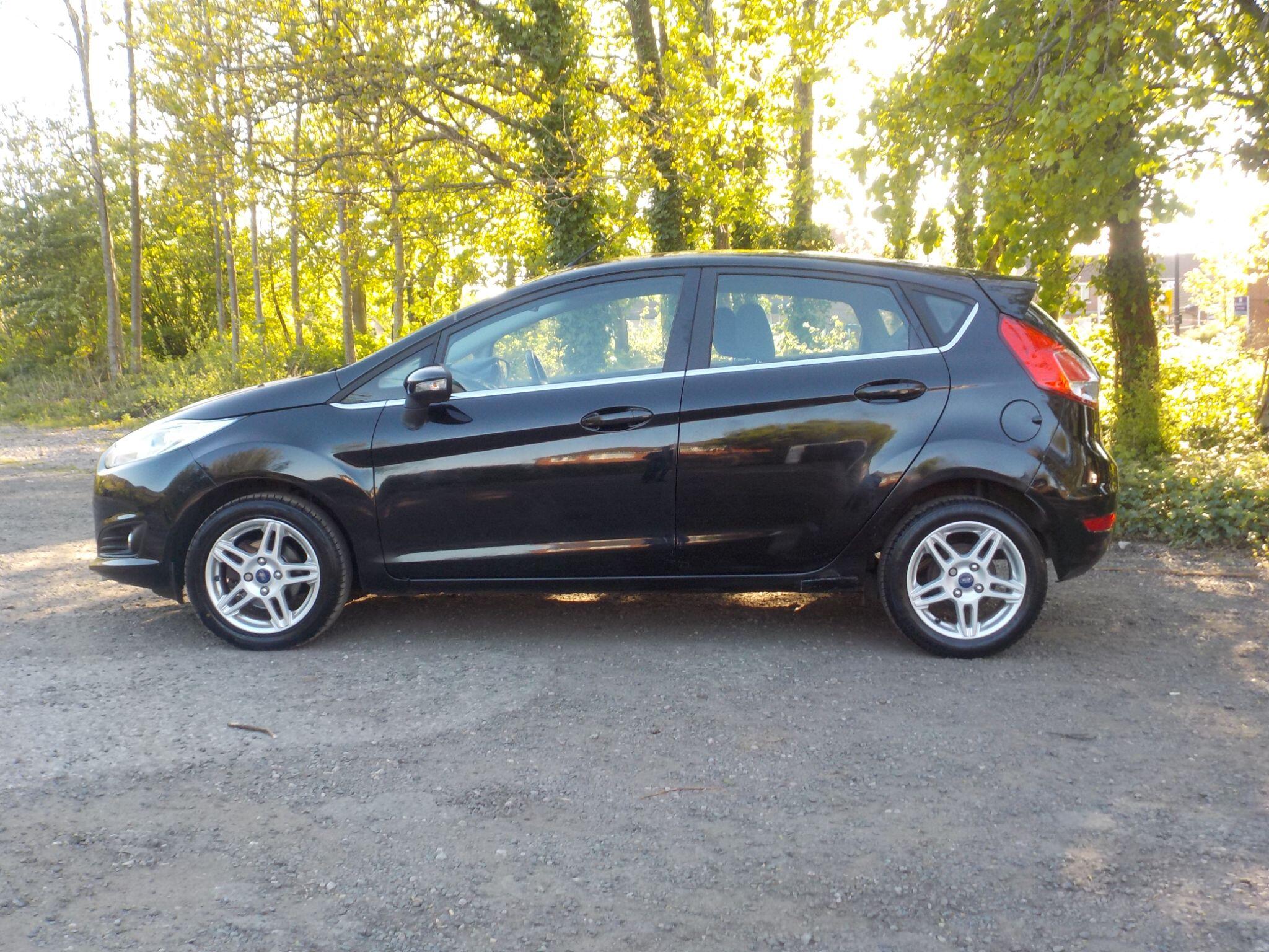 Ford Fiesta 1.25 Zetec 5dr