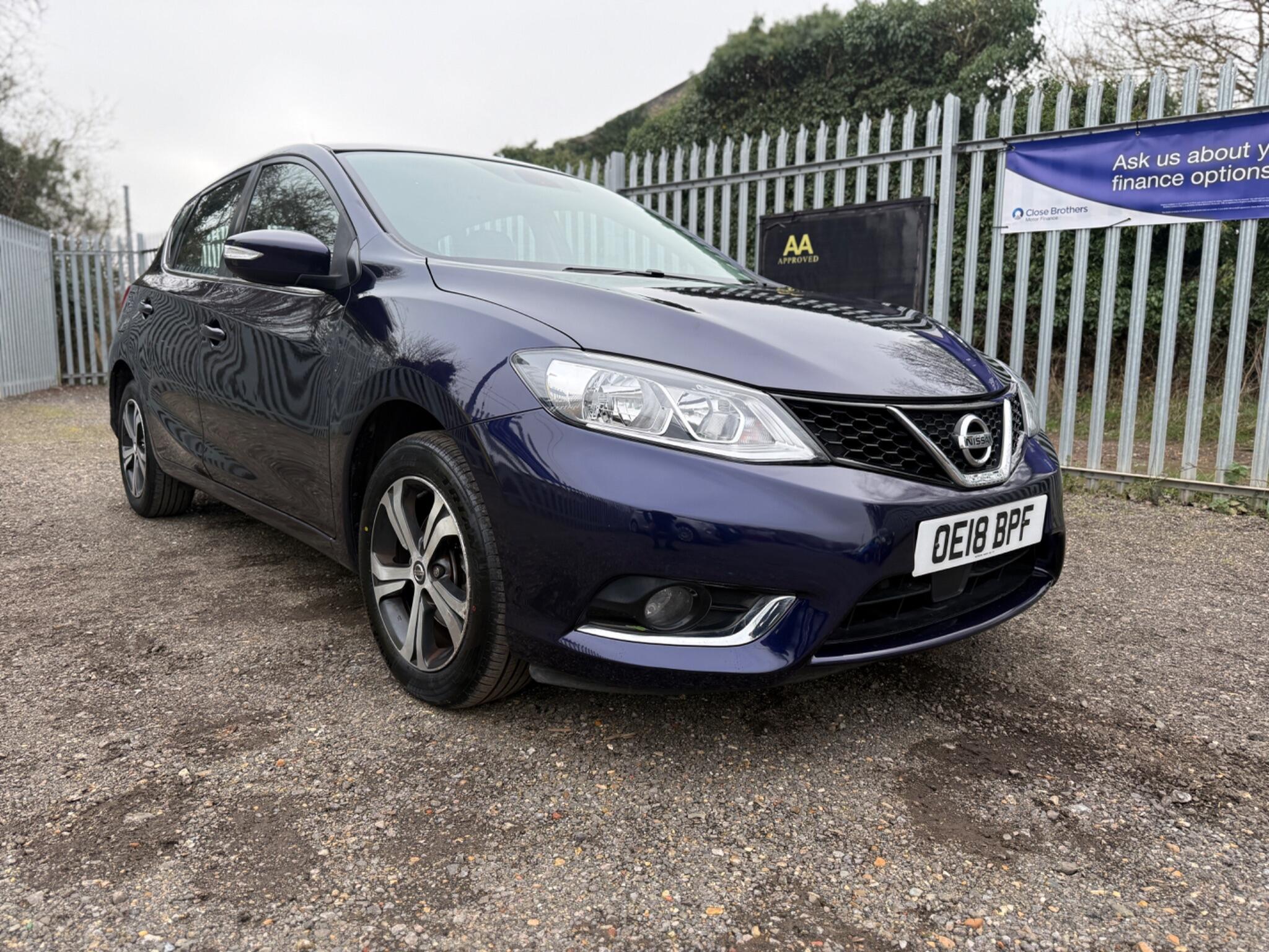 2018 Nissan Pulsar image 2