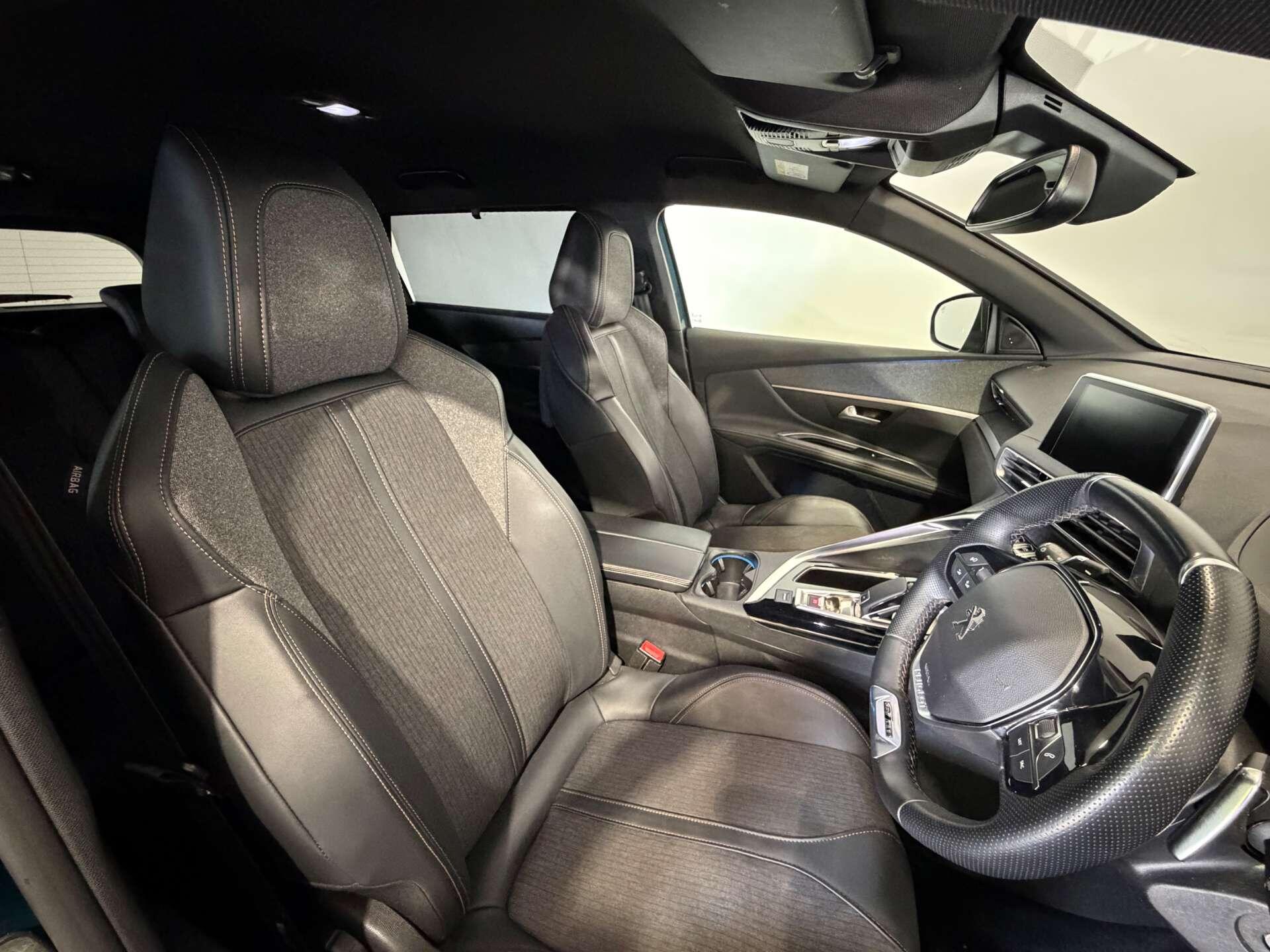 Peugeot 5008 view 24
