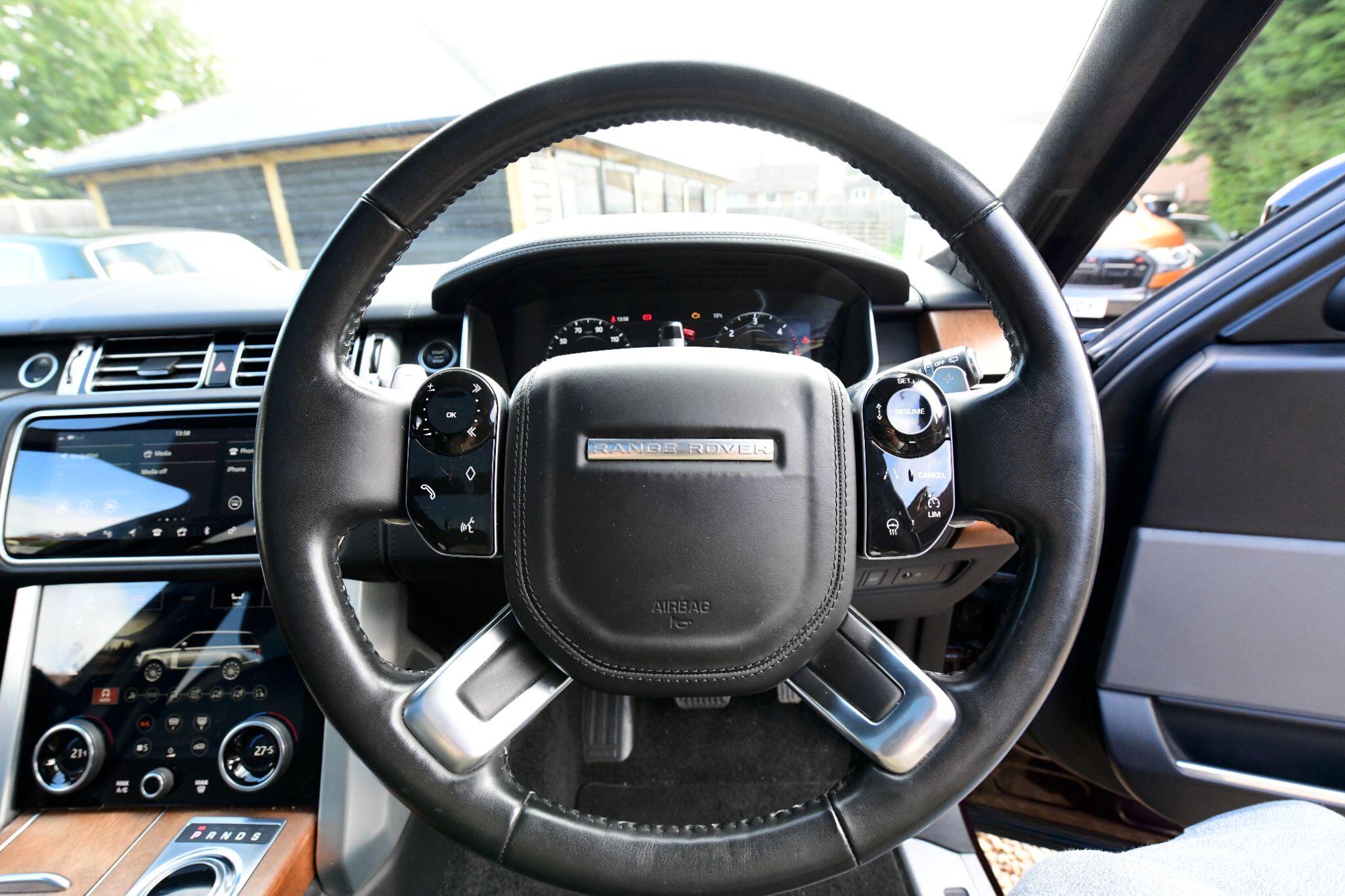 Land Rover Range Rover view 65