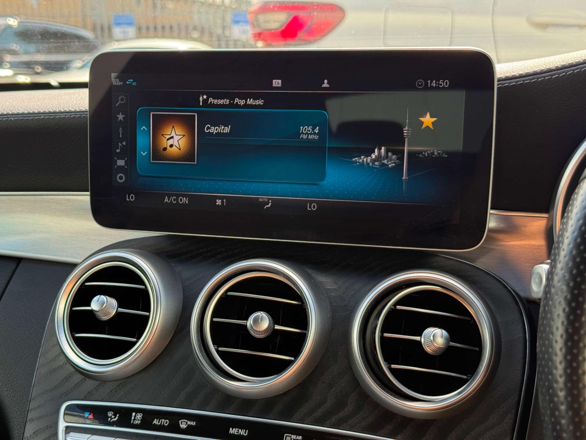 Mercedes-Benz C Class view 59