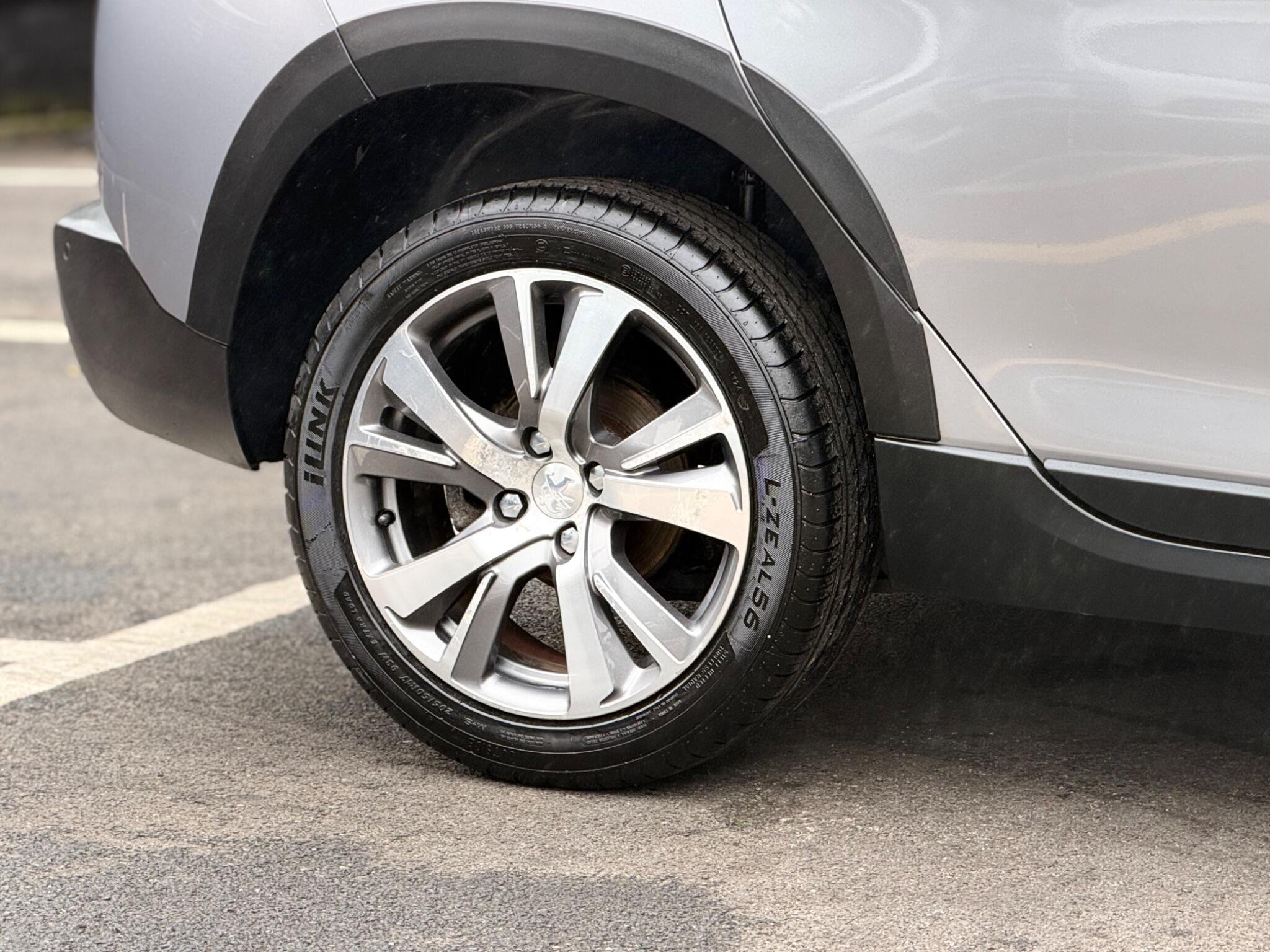 Peugeot 2008 view 73