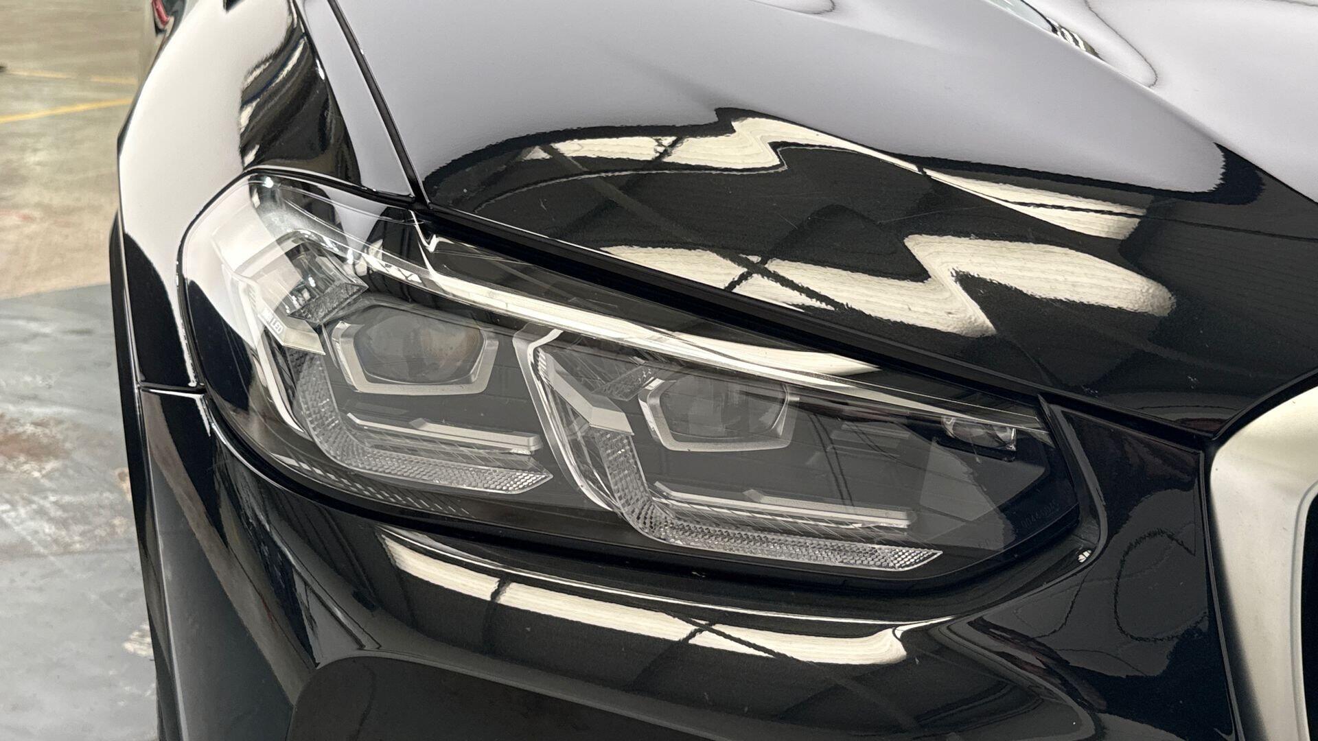 BMW X3 view 23