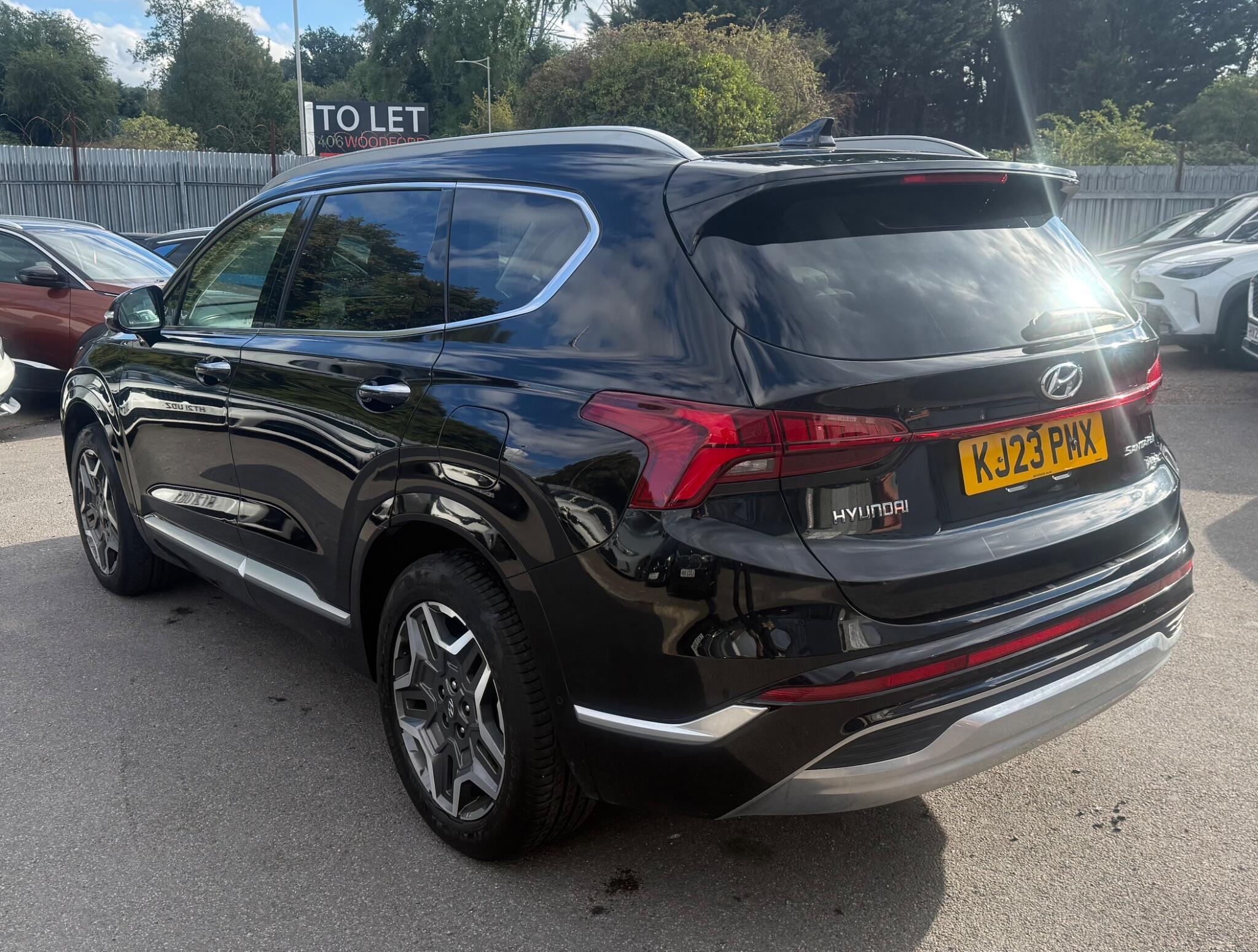 Hyundai Santa Fe view 8
