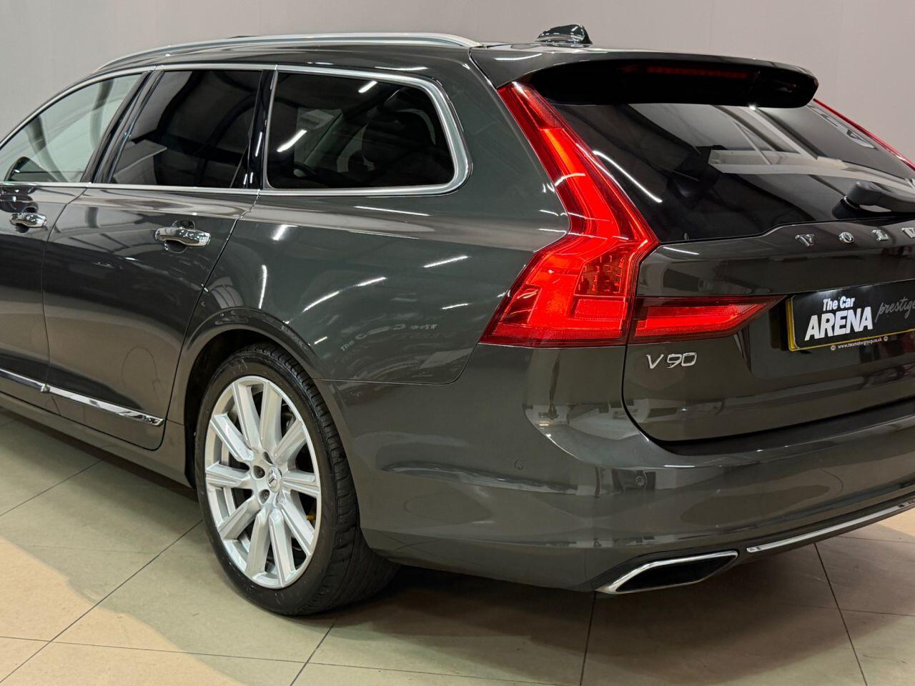 Volvo V90 view 7