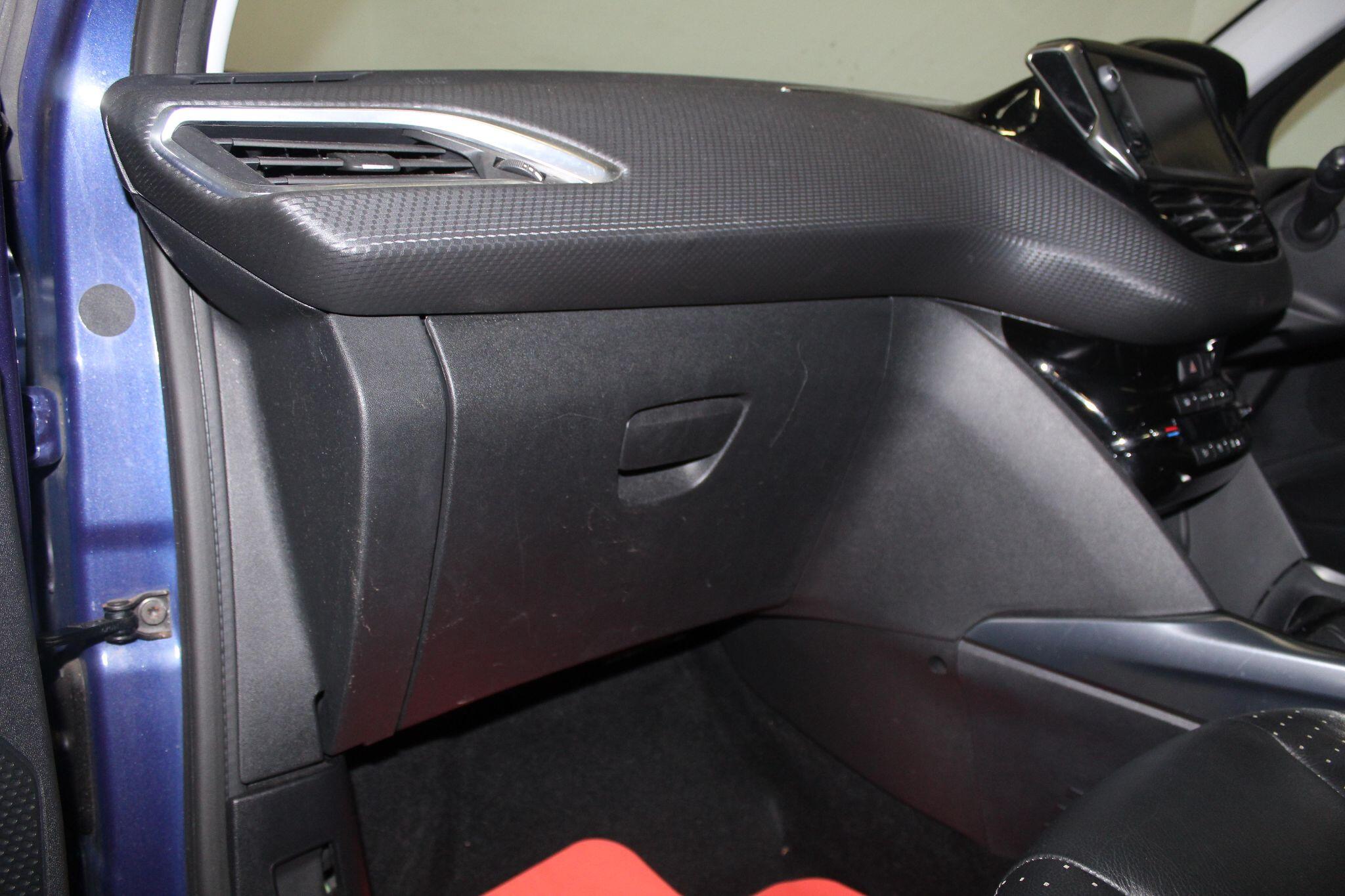 Peugeot 2008 view 32