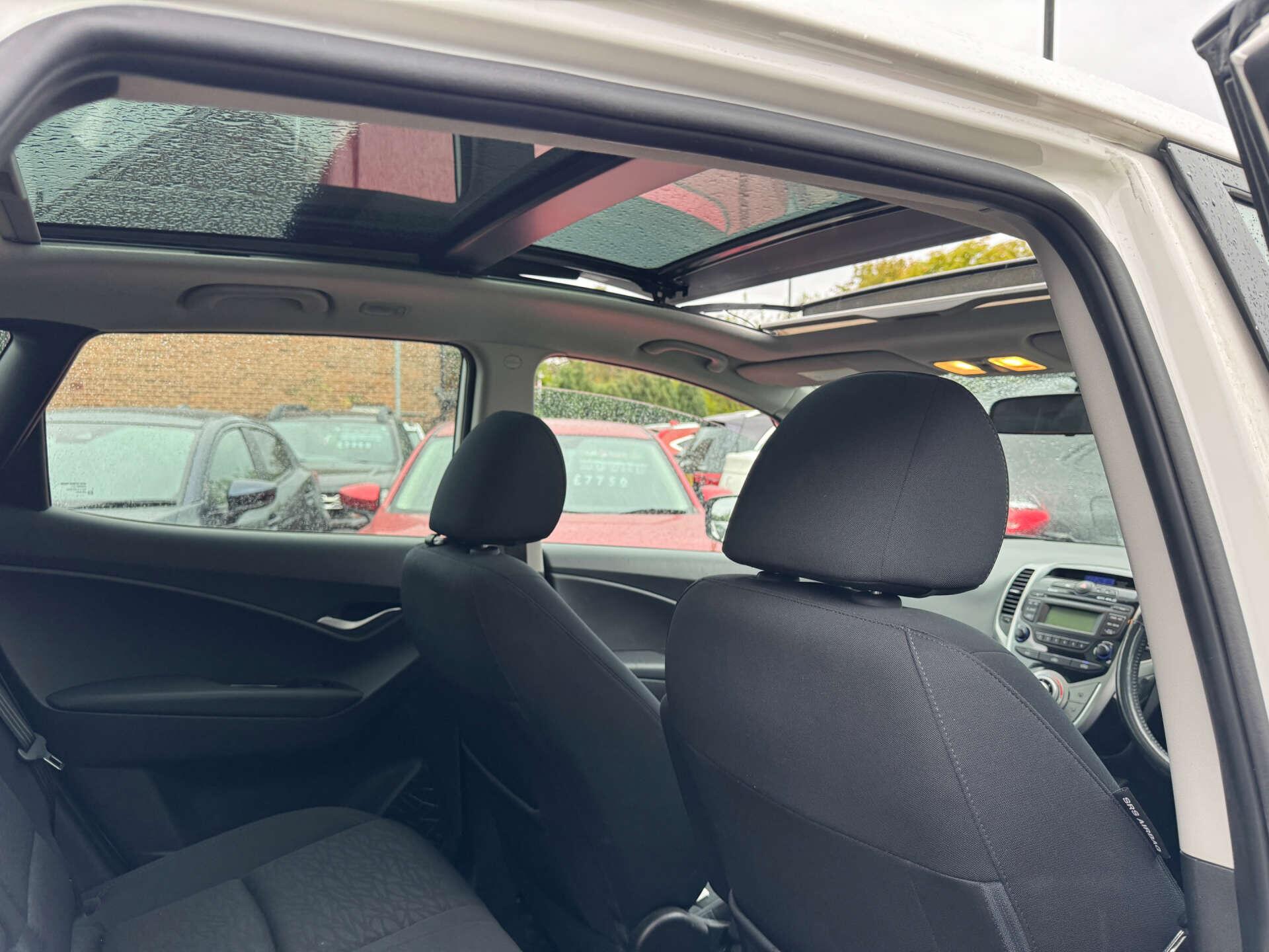 Hyundai Ix20 view 16