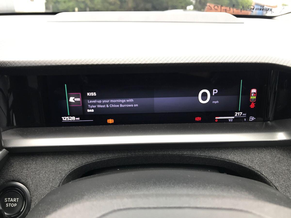 Vauxhall Grandland view 21
