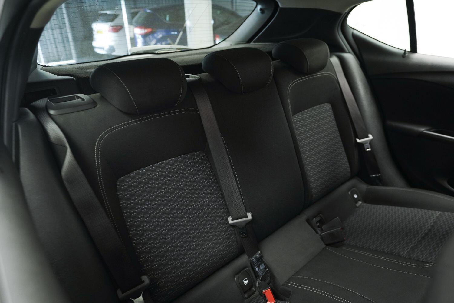 Vauxhall Astra view 13