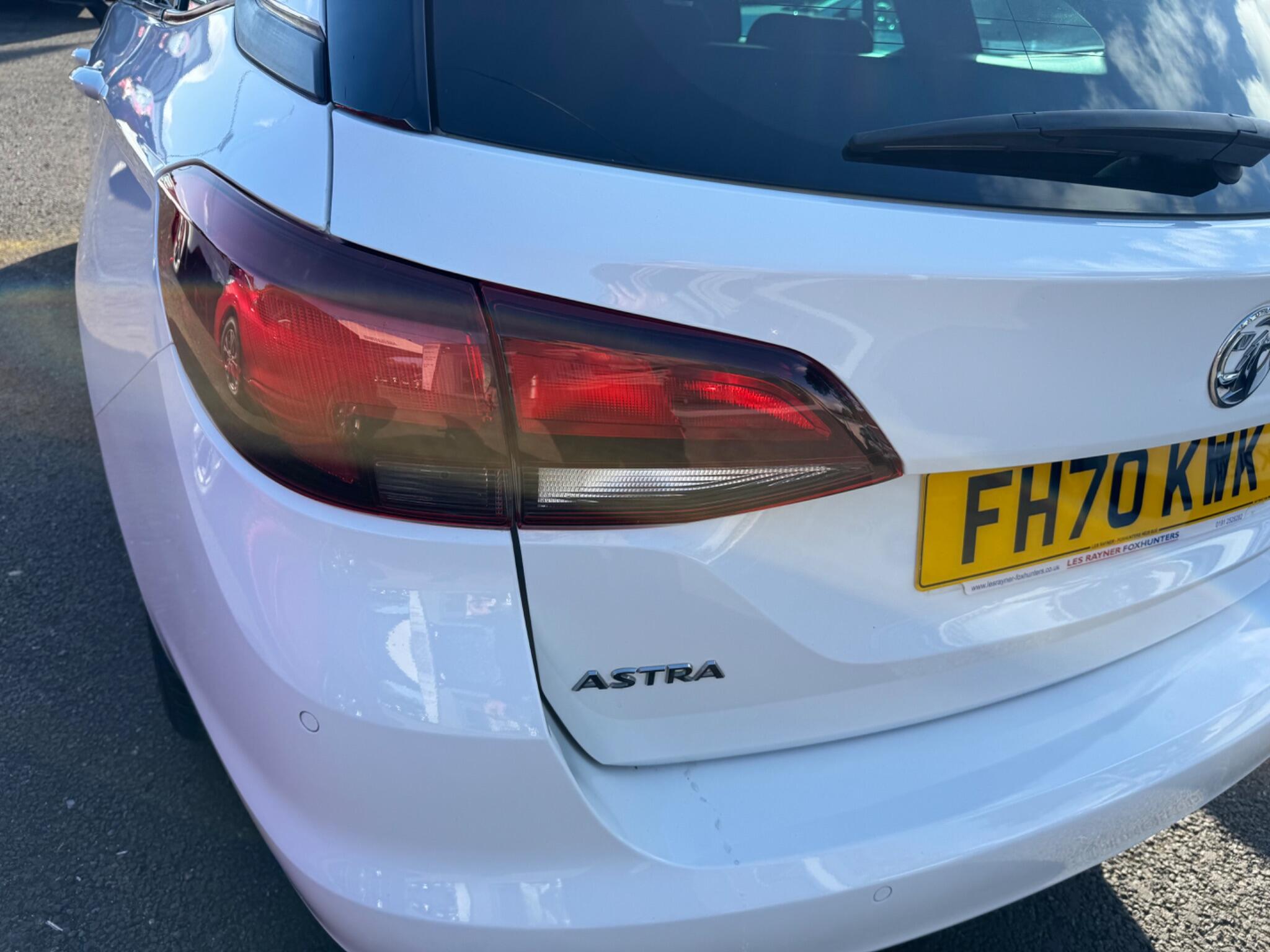 Vauxhall Astra view 21