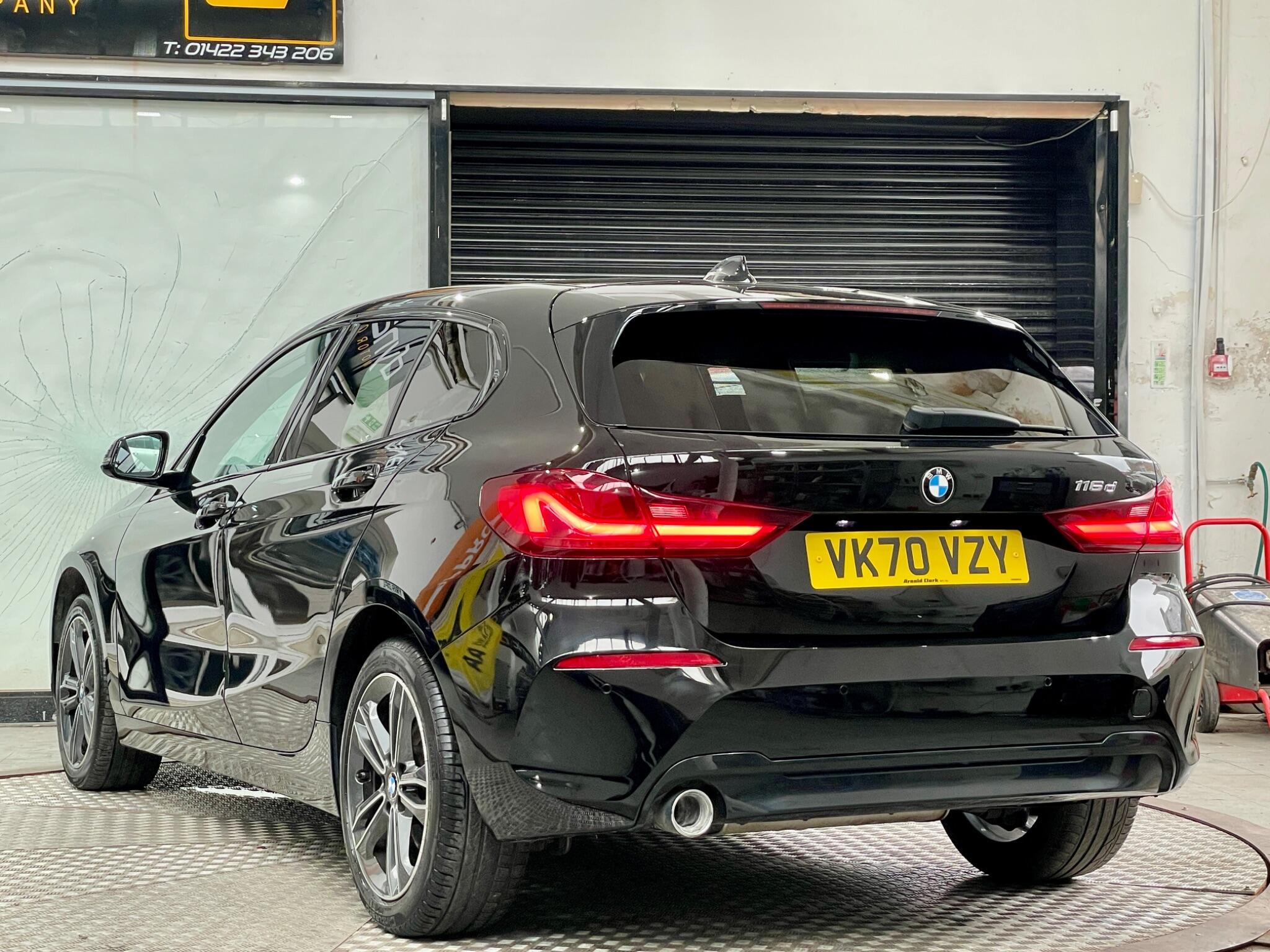 BMW 1 Series view 5
