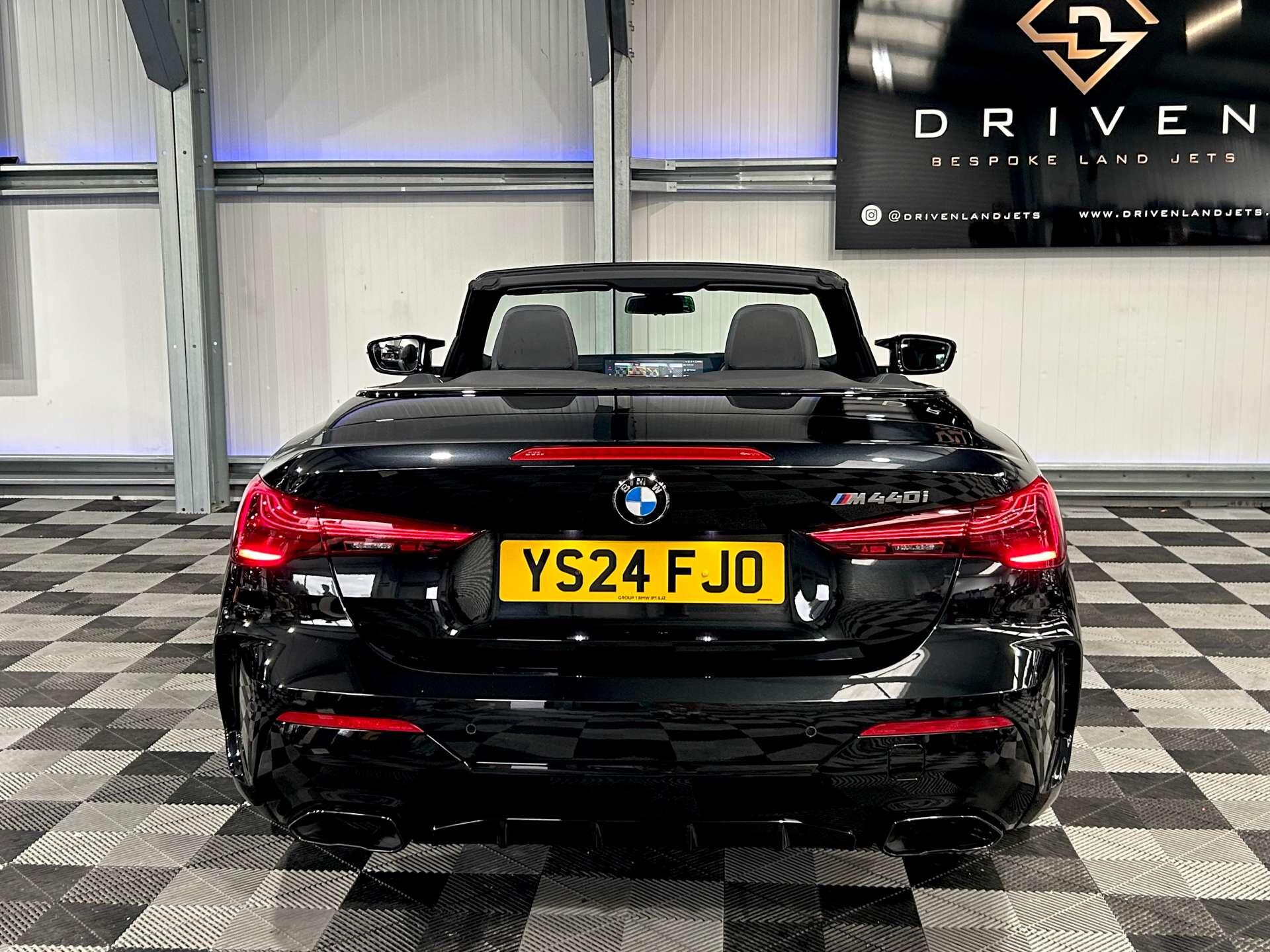 BMW 4 Series view 14