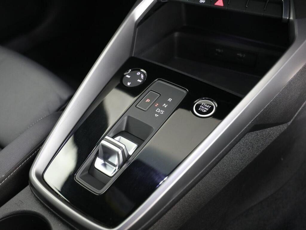 Audi A3 view 10