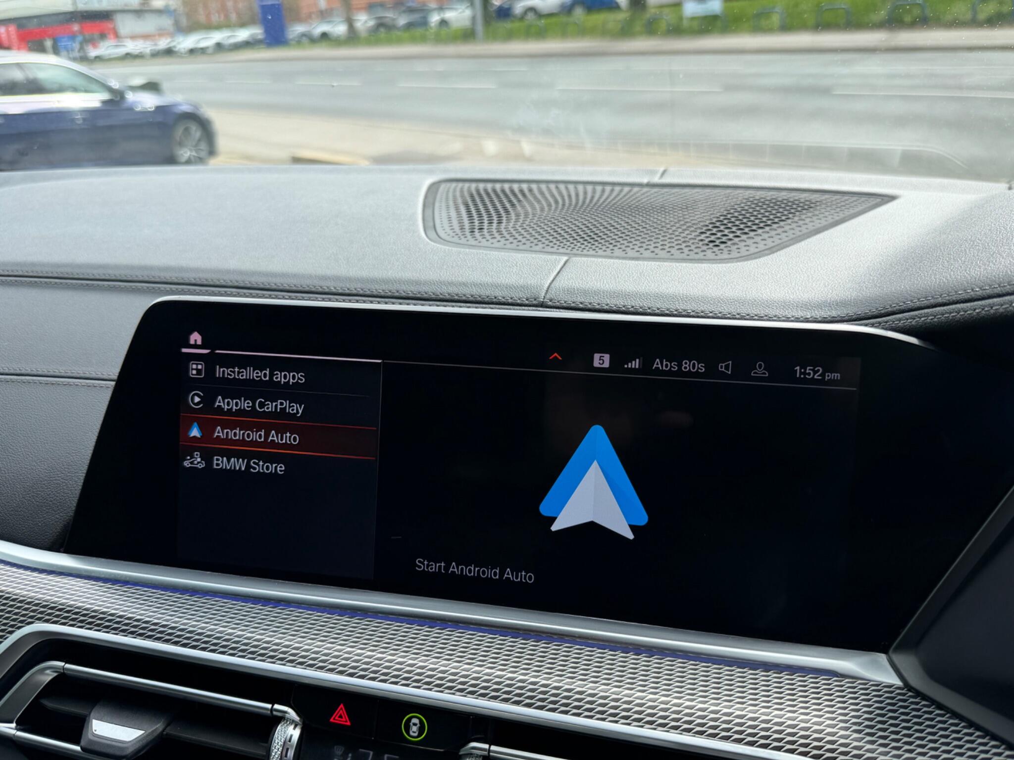 BMW X6 view 27
