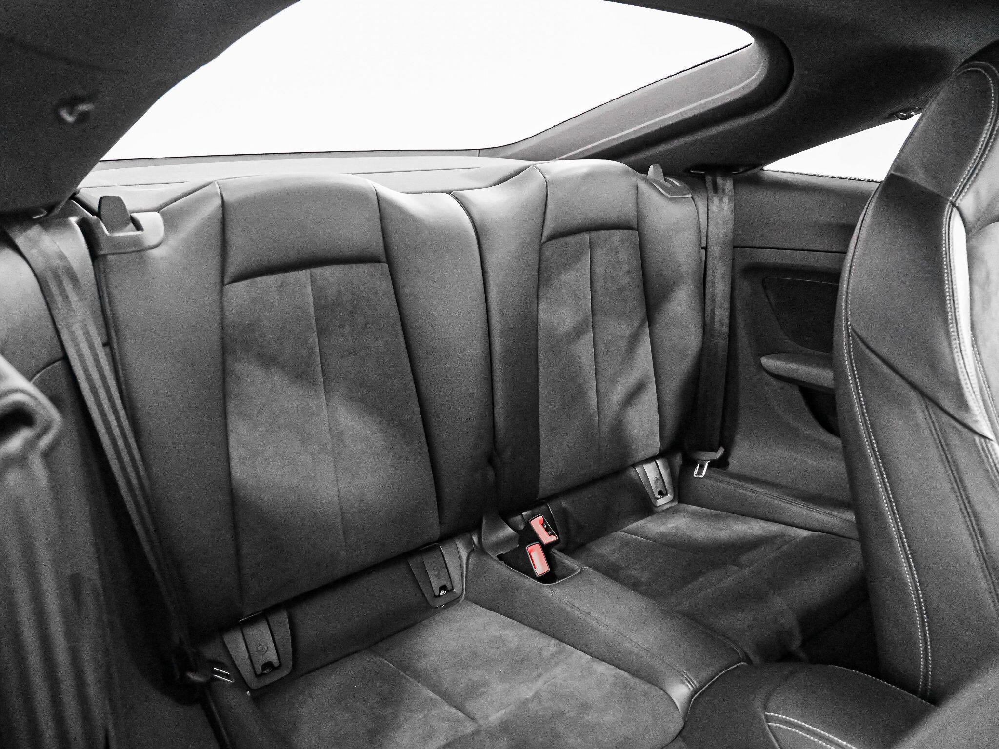 Audi TT view 21