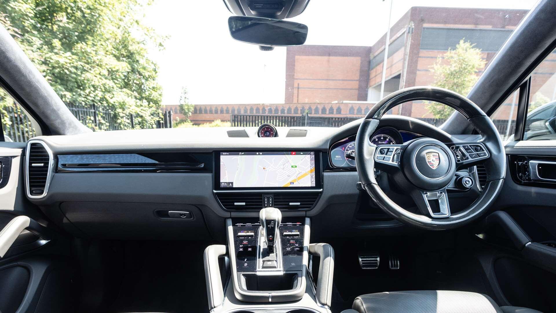 Porsche Cayenne view 14