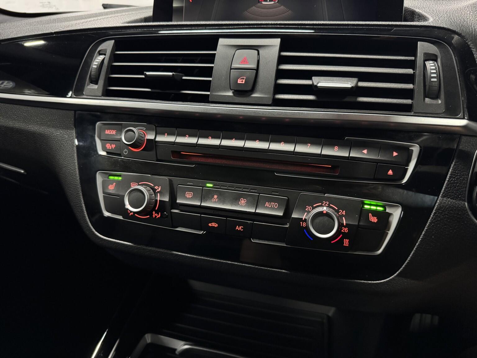 BMW 1 Series view 25
