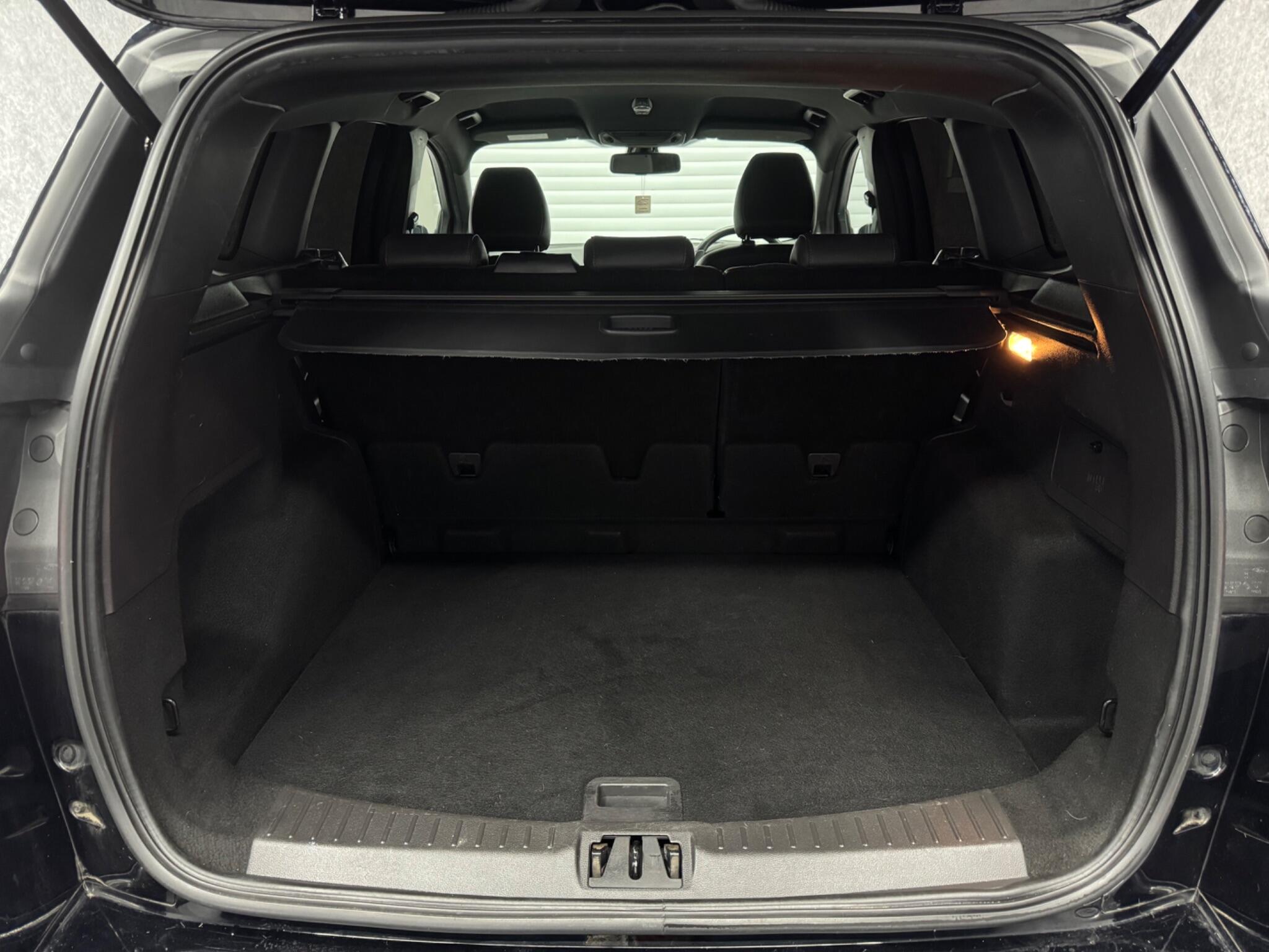 Ford Kuga view 24