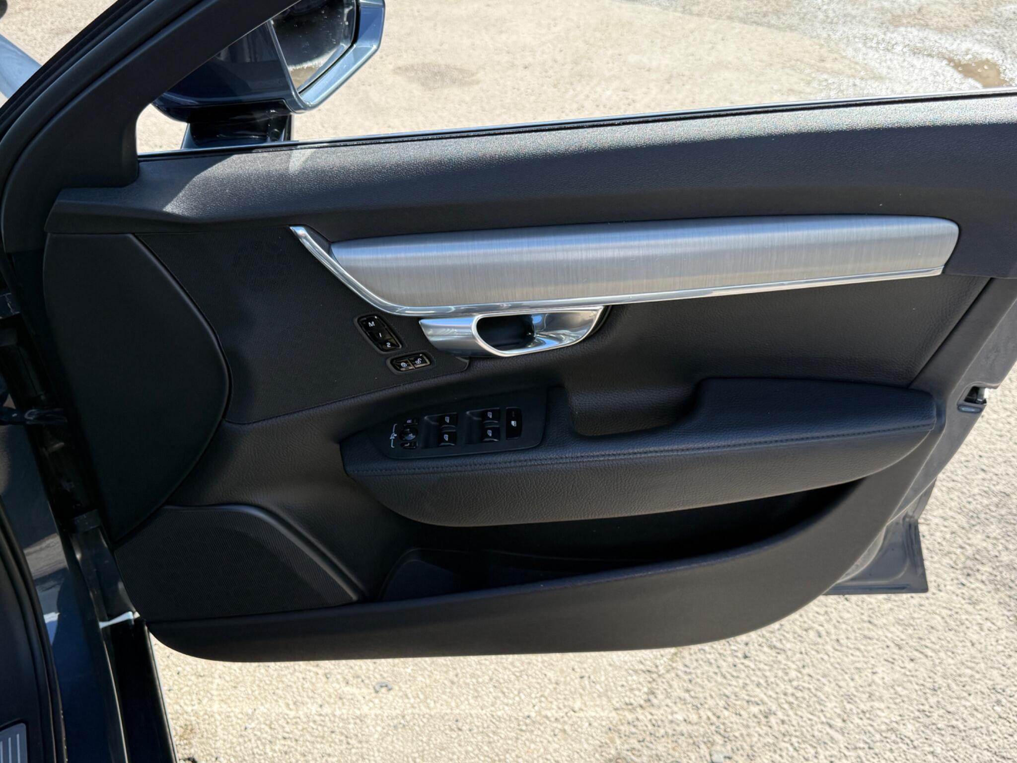 Volvo S90 - Image 39