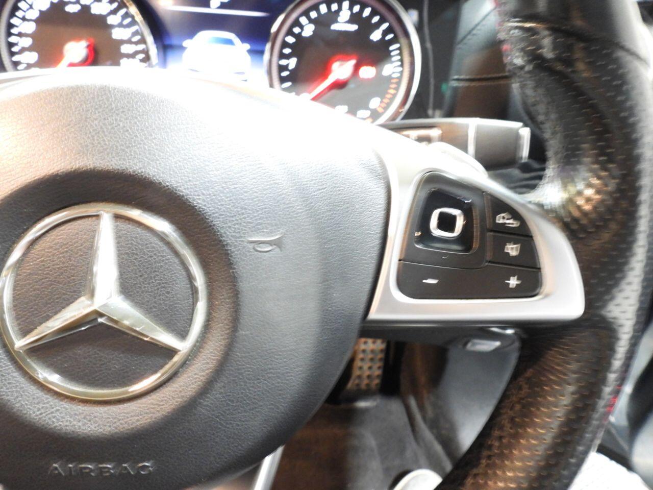Mercedes-Benz E-Class view 25