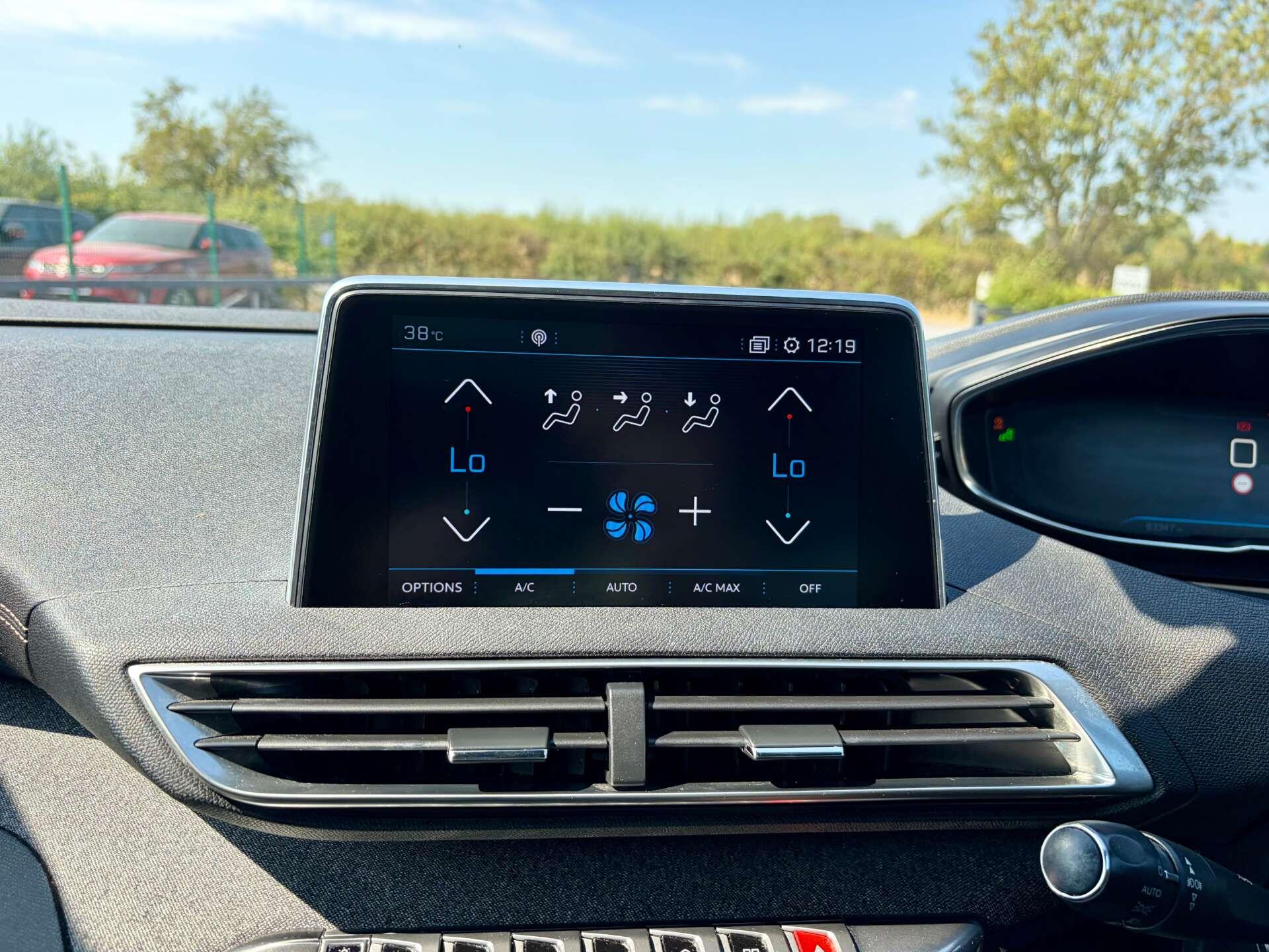 Peugeot 5008 view 52