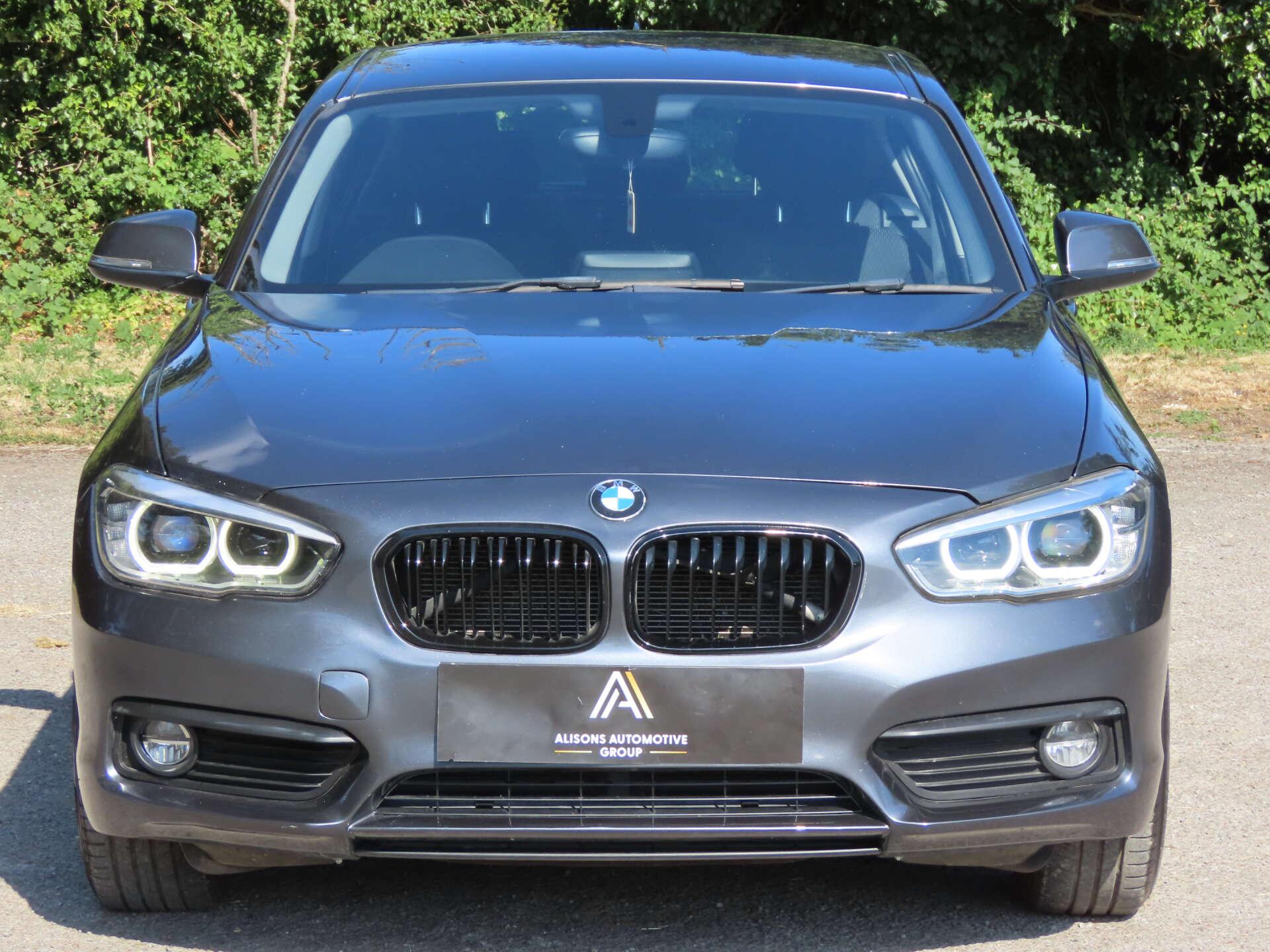 BMW 1 Series view 2