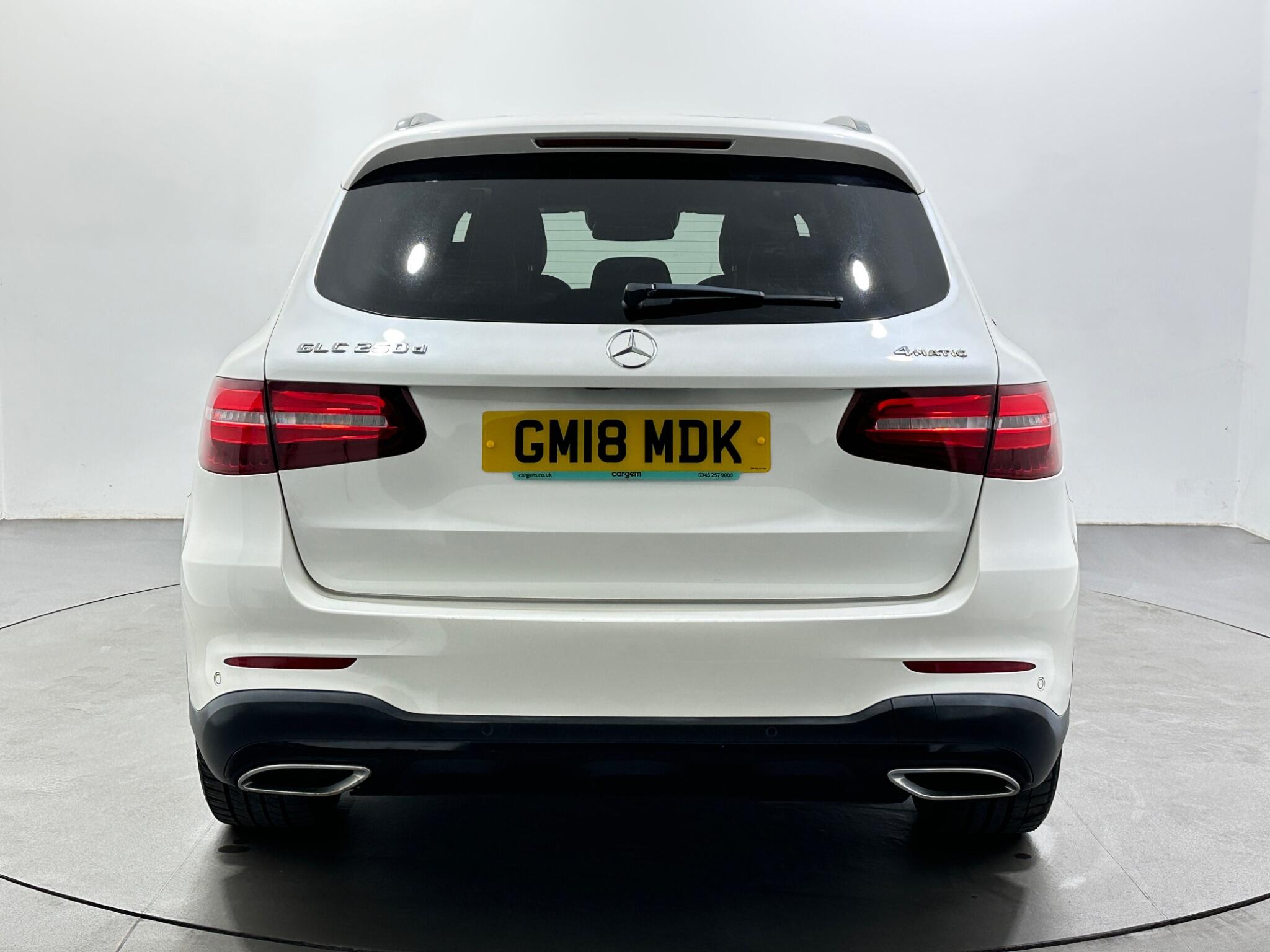 Mercedes-Benz GLC view 7