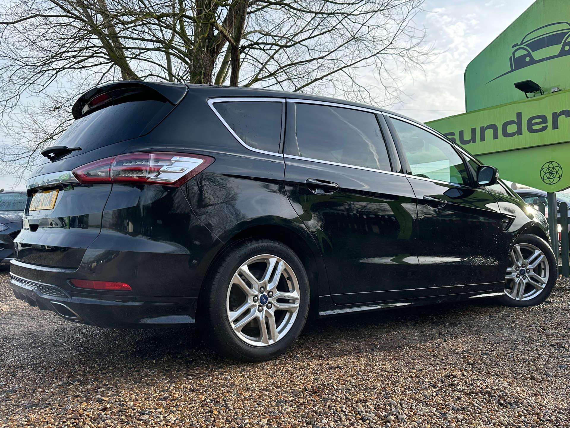 Ford S-Max view 7
