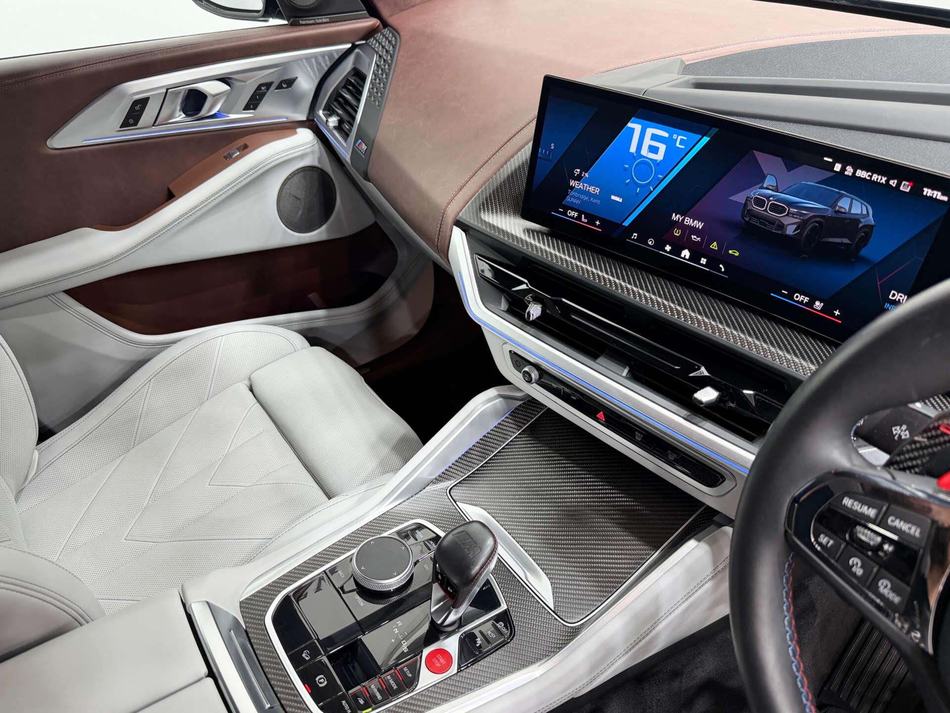 BMW XM view 50