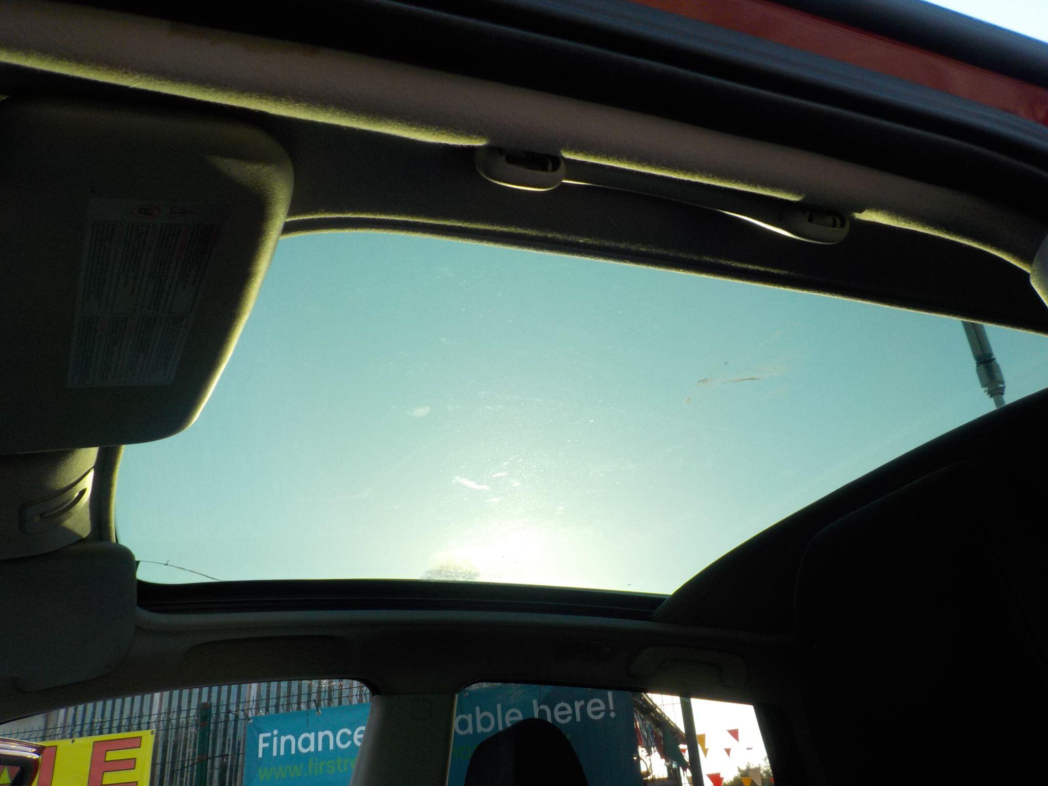 Nissan Qashqai 1.6 n-tec 2WD Euro 5 5dr