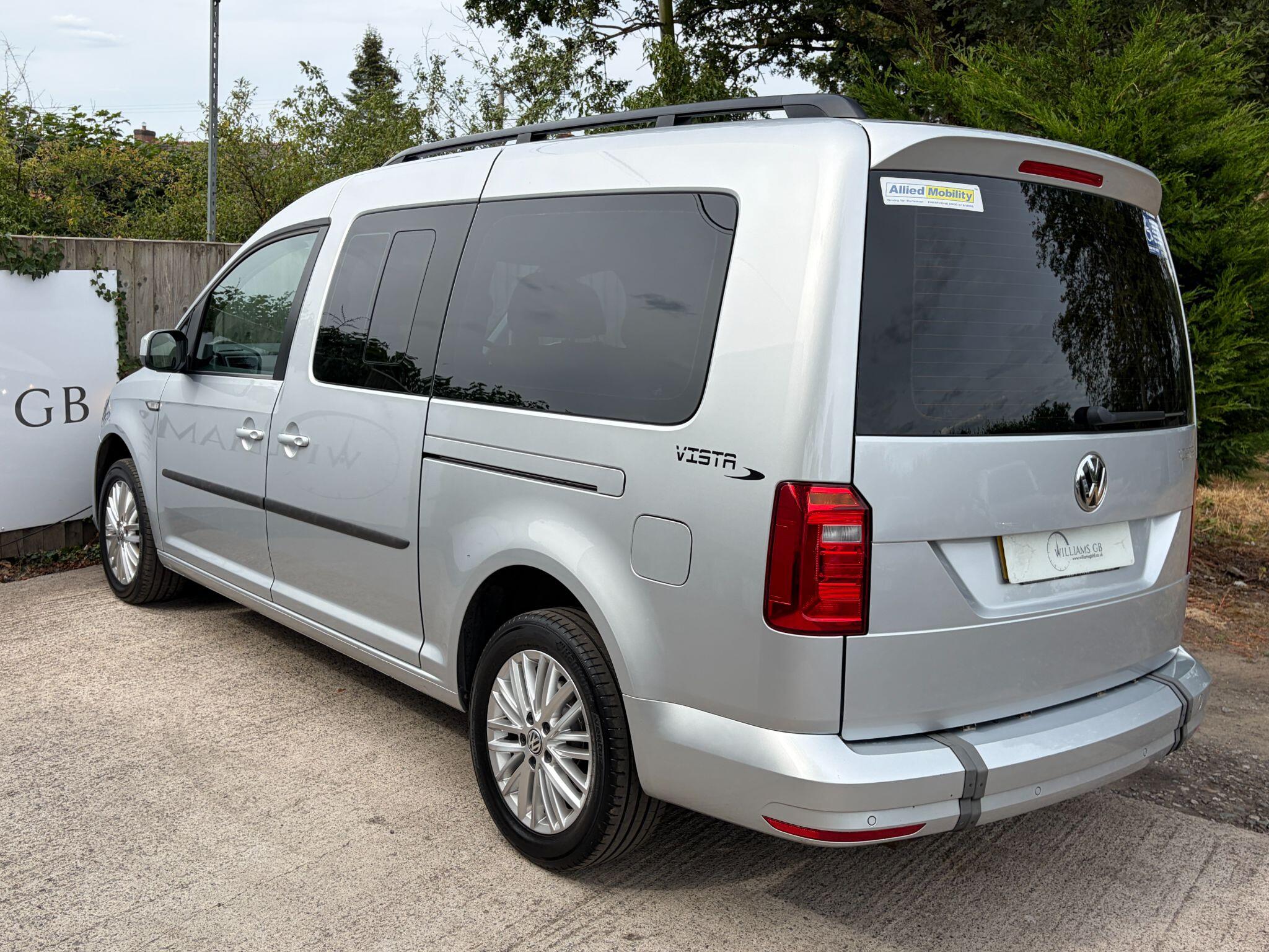 Volkswagen Caddy Maxi Life view 8