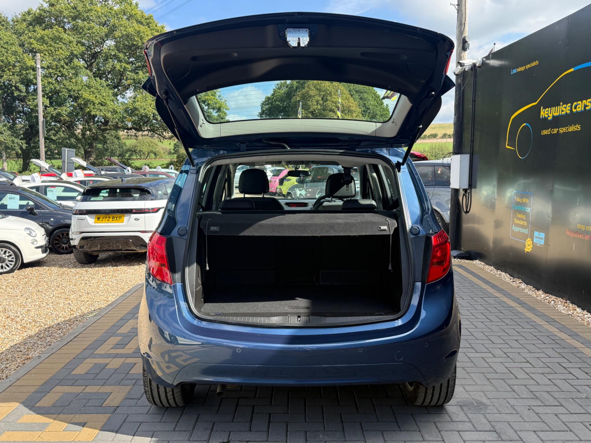Vauxhall Meriva view 27