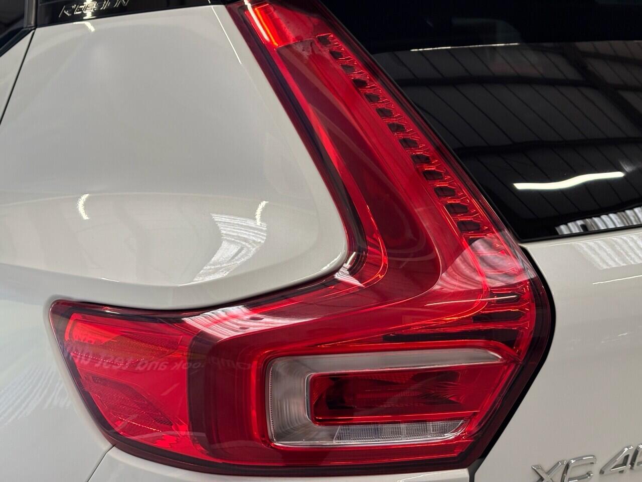 Volvo XC40 view 47