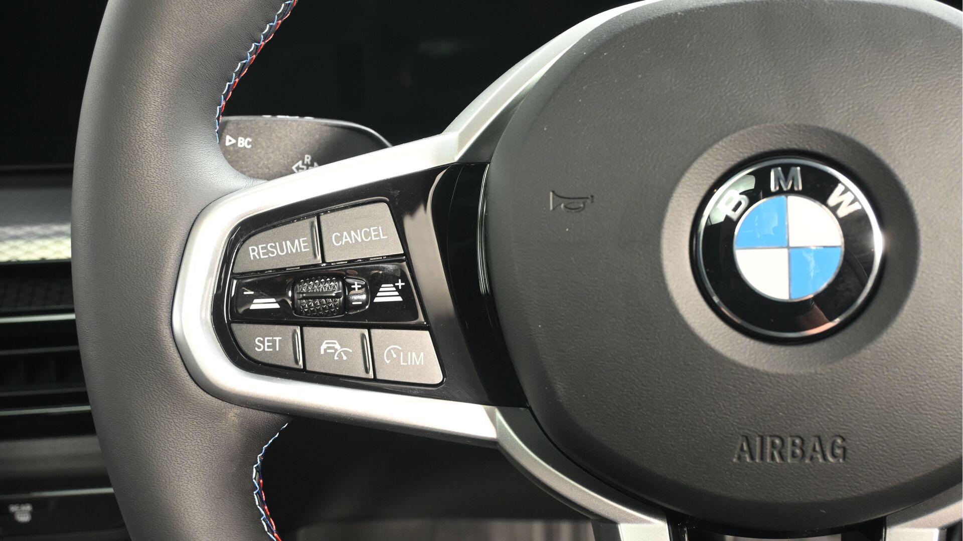 BMW I4 view 17