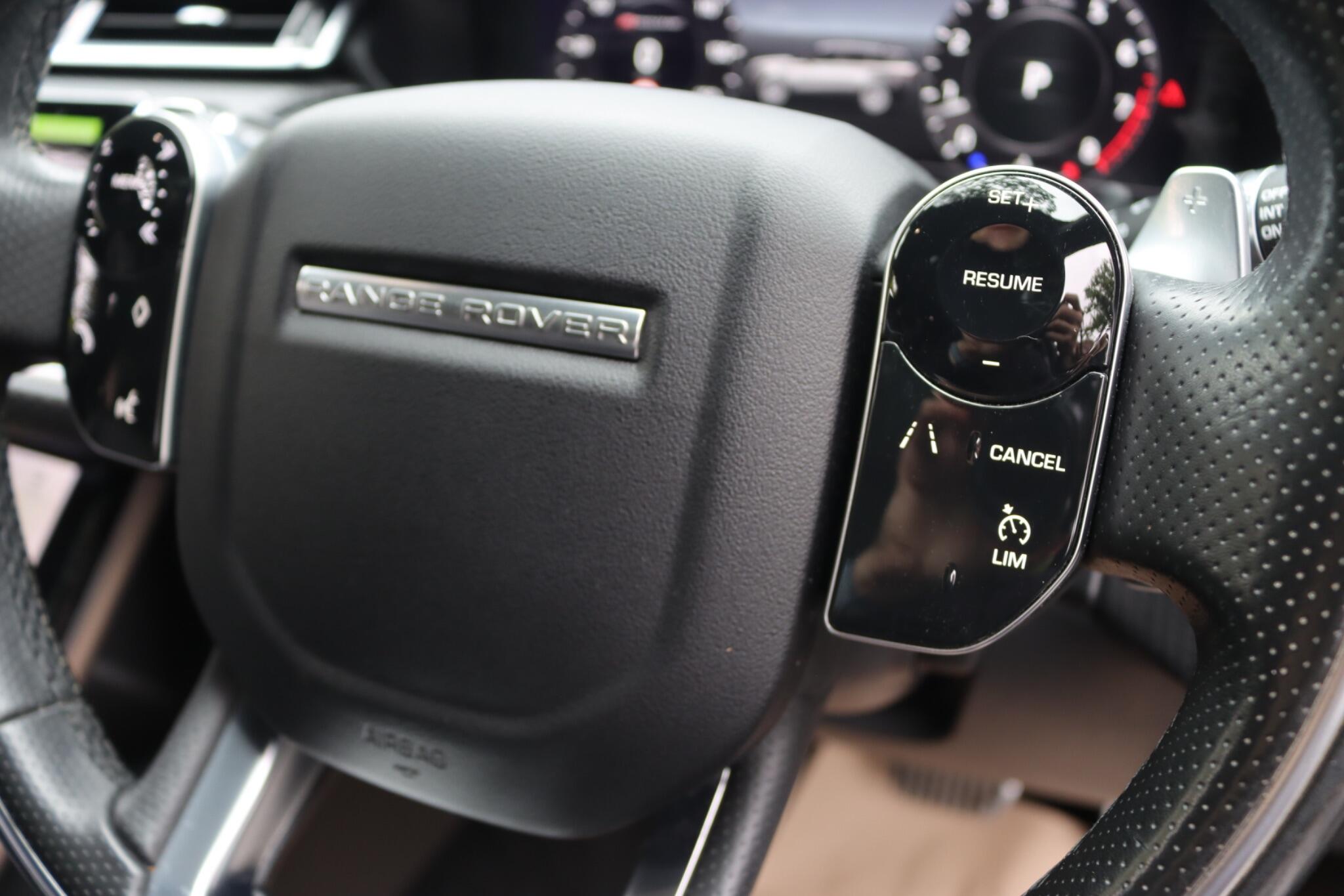 Land Rover Range Rover Velar view 33