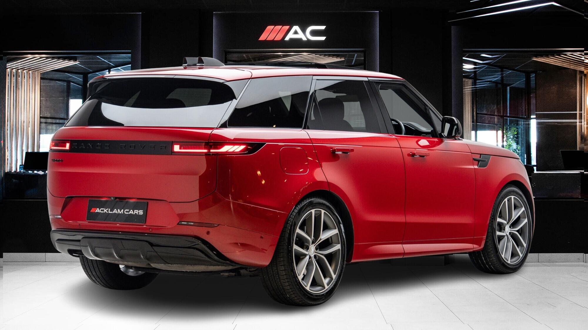 Land Rover Range Rover Sport view 4