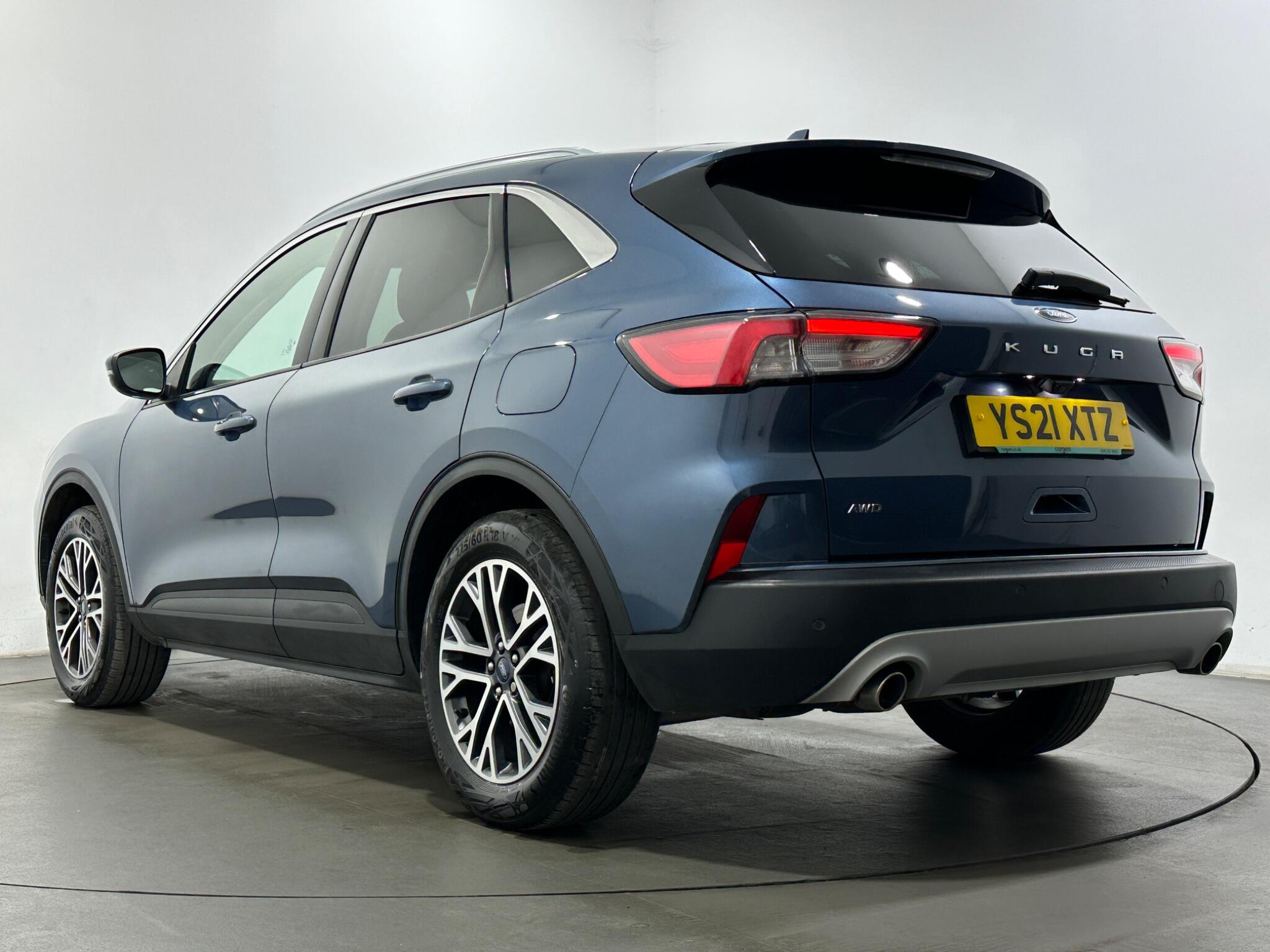 Ford Kuga view 48
