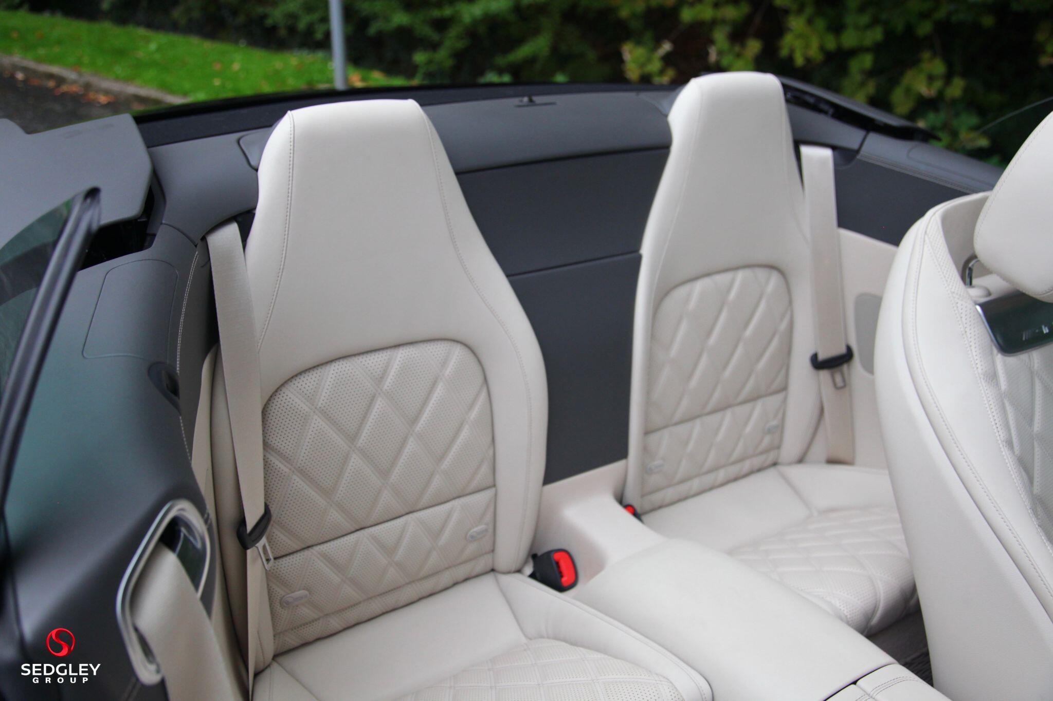 Mercedes-Benz SL view 21
