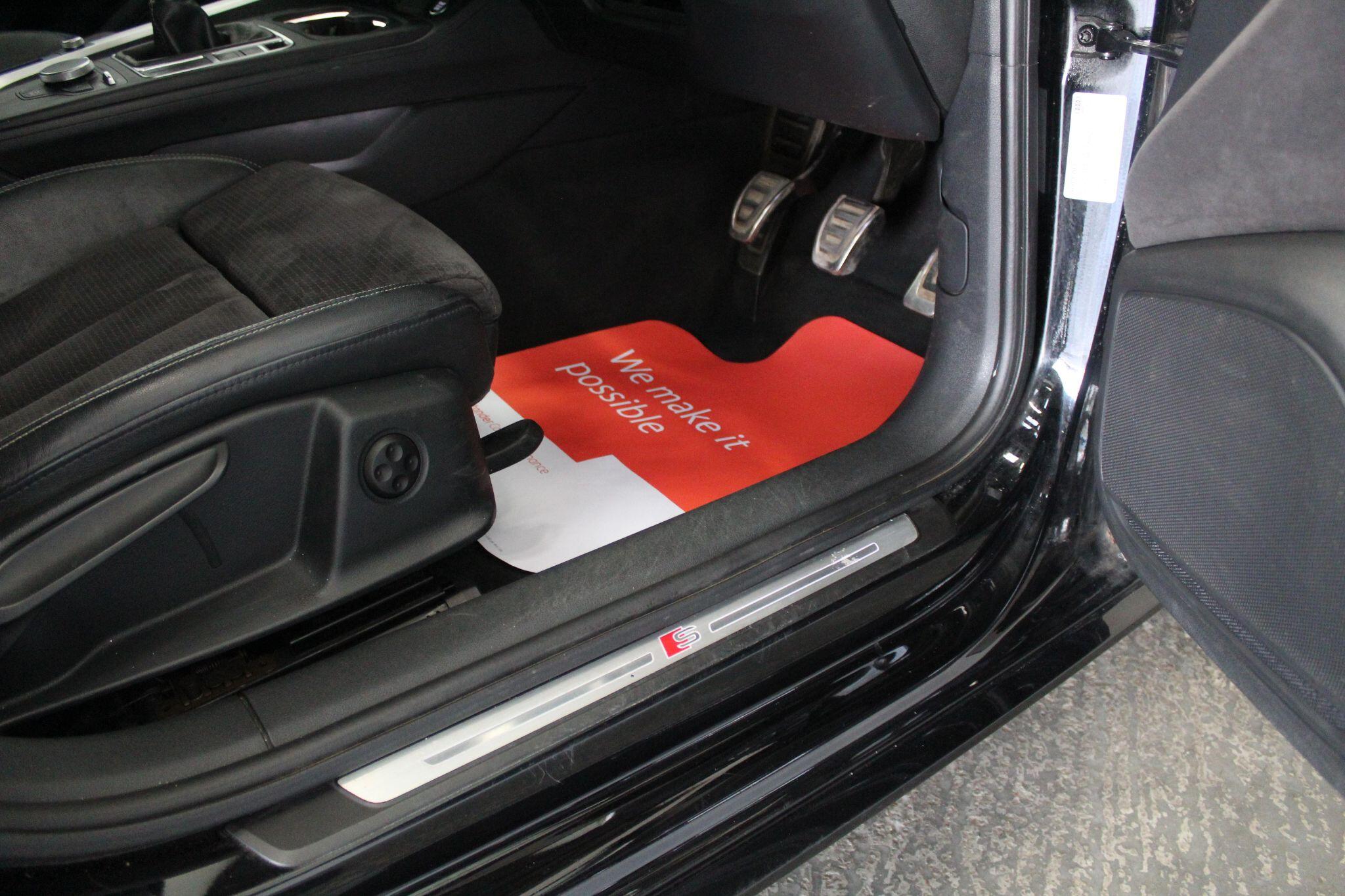 Audi A4 view 48