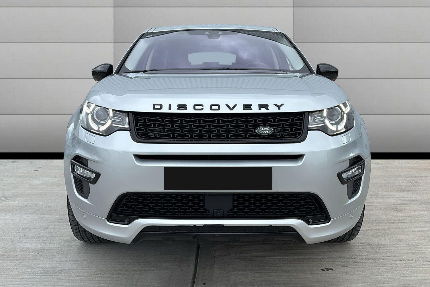 Land Rover Discovery Sport view 7