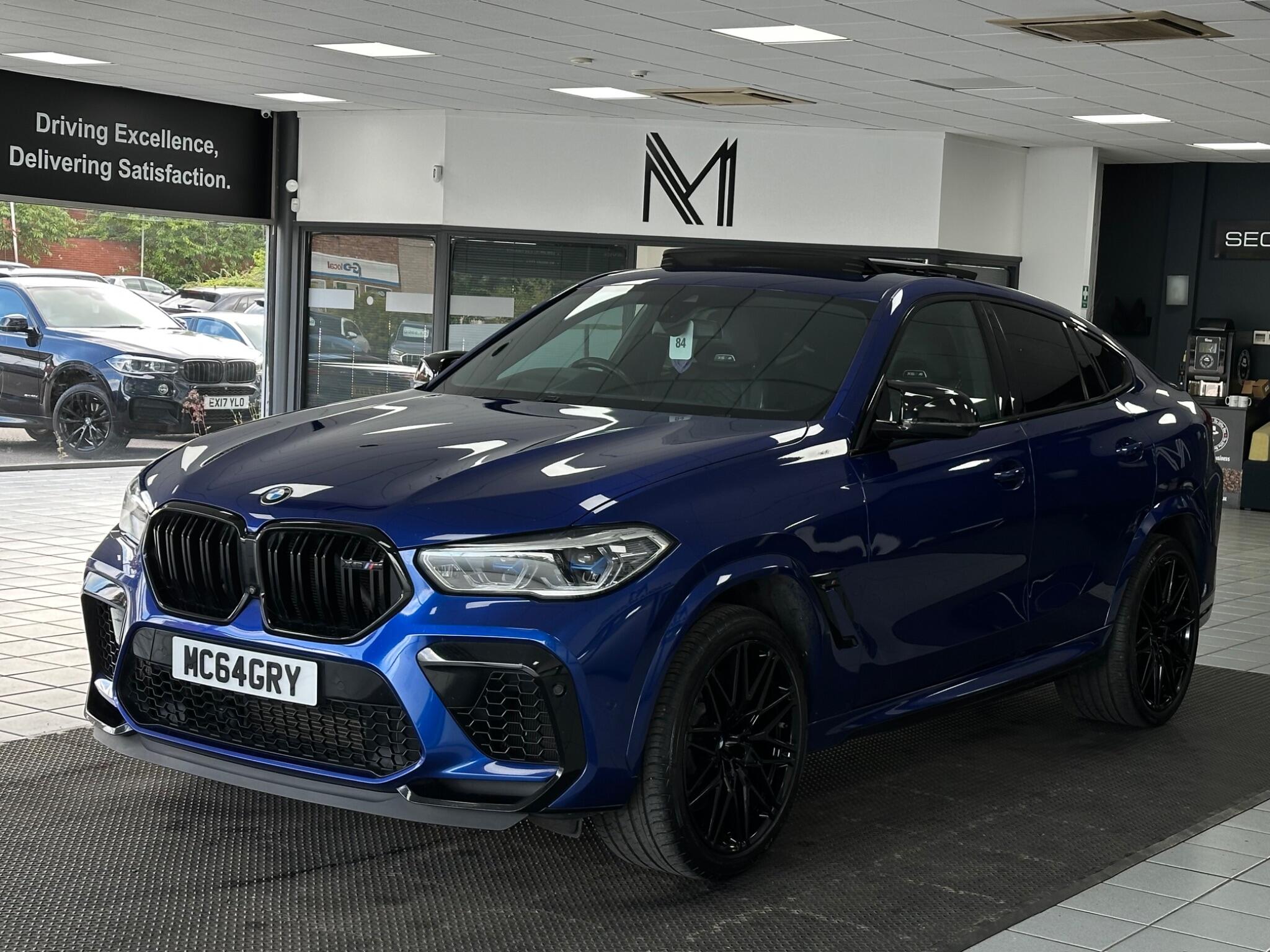BMW X6 M view 8