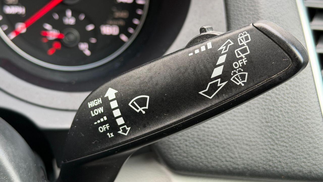 Audi Q3 view 31