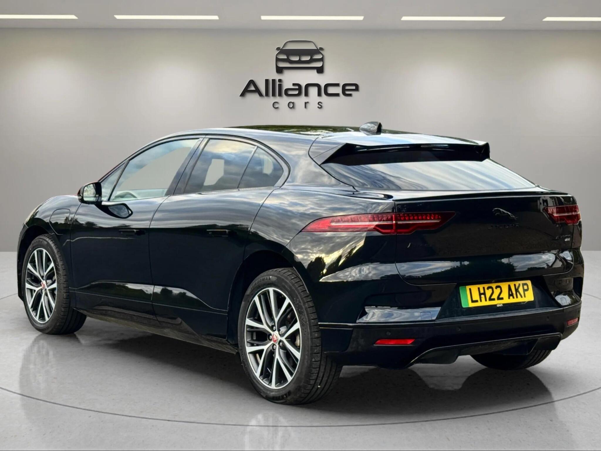 Jaguar I-Pace view 23