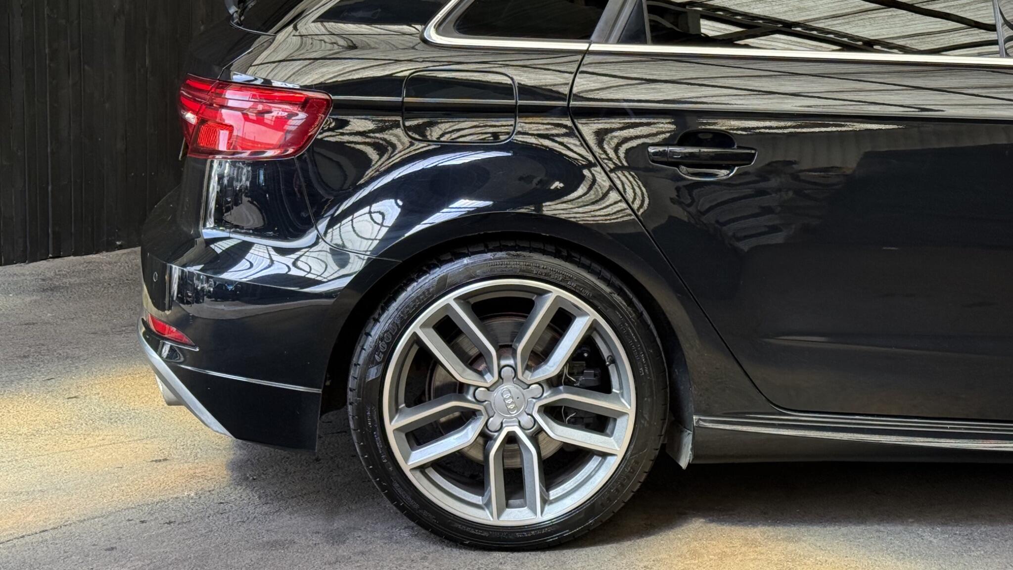 Audi S3 view 14