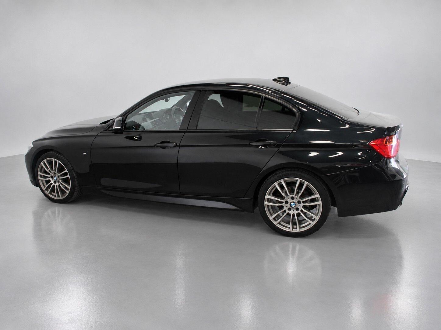BMW 3 Series view 10