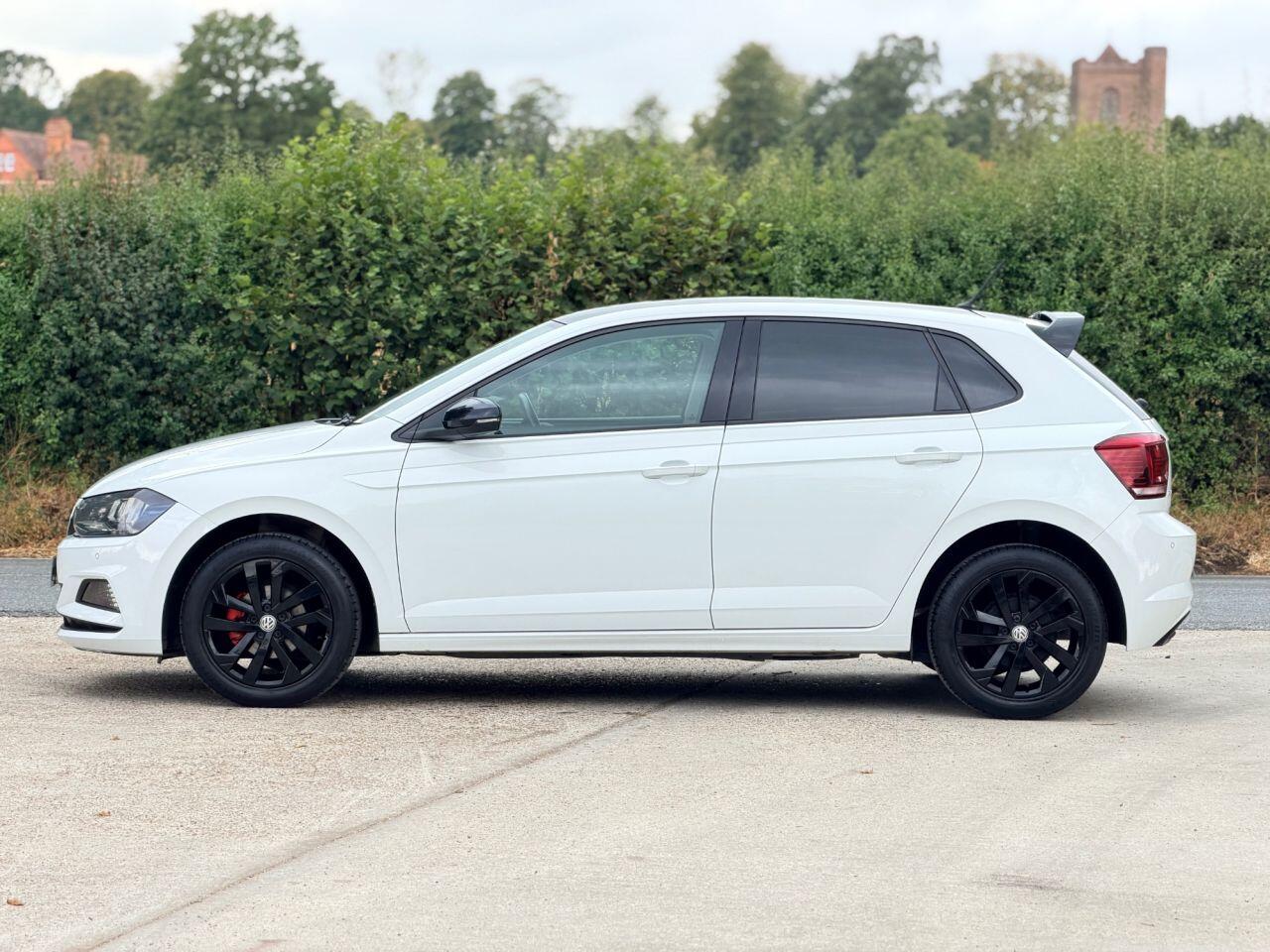 Volkswagen Polo view 9
