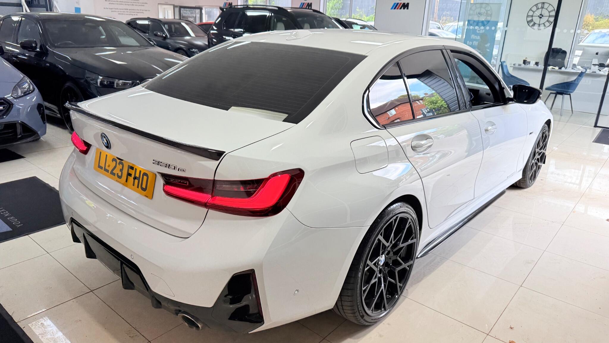 BMW 3 Series view 42
