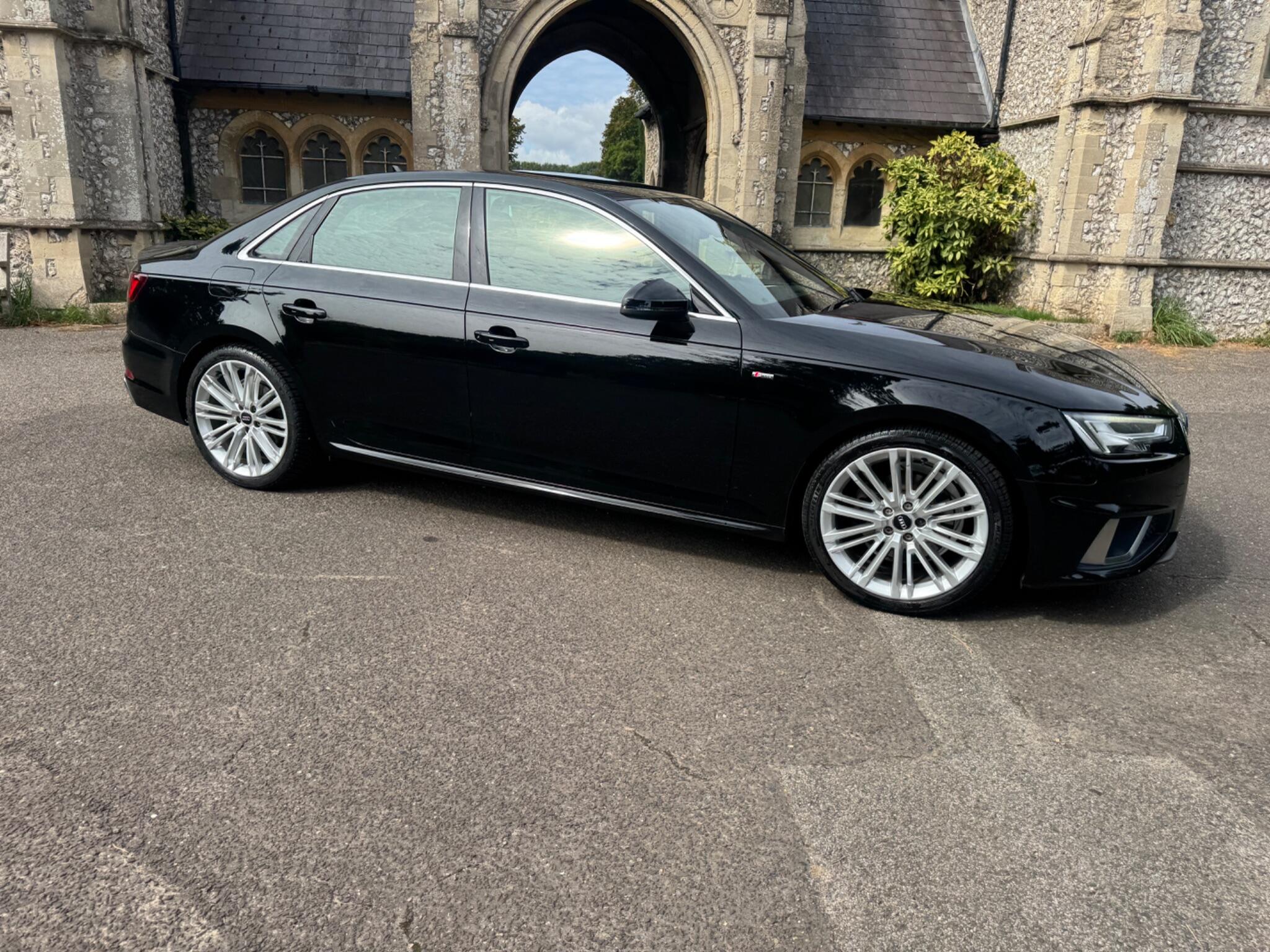 Audi A4 view 18